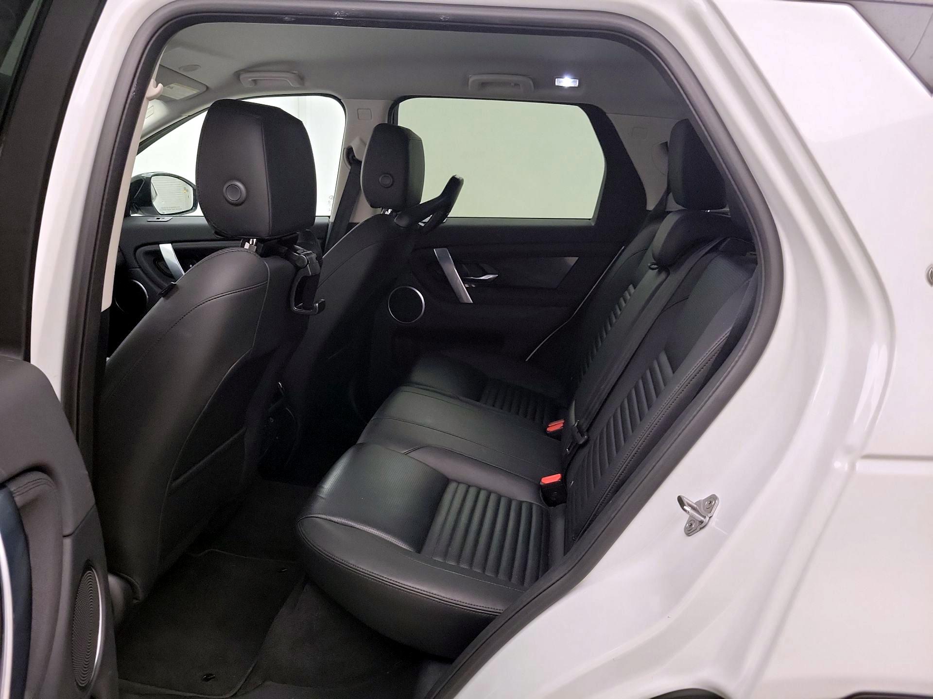 Thumbnail: 2023 Land Rover Discovery Sport - 19