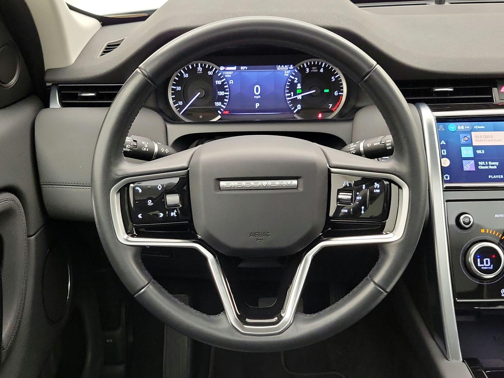 Thumbnail: 2023 Land Rover Discovery Sport - 10