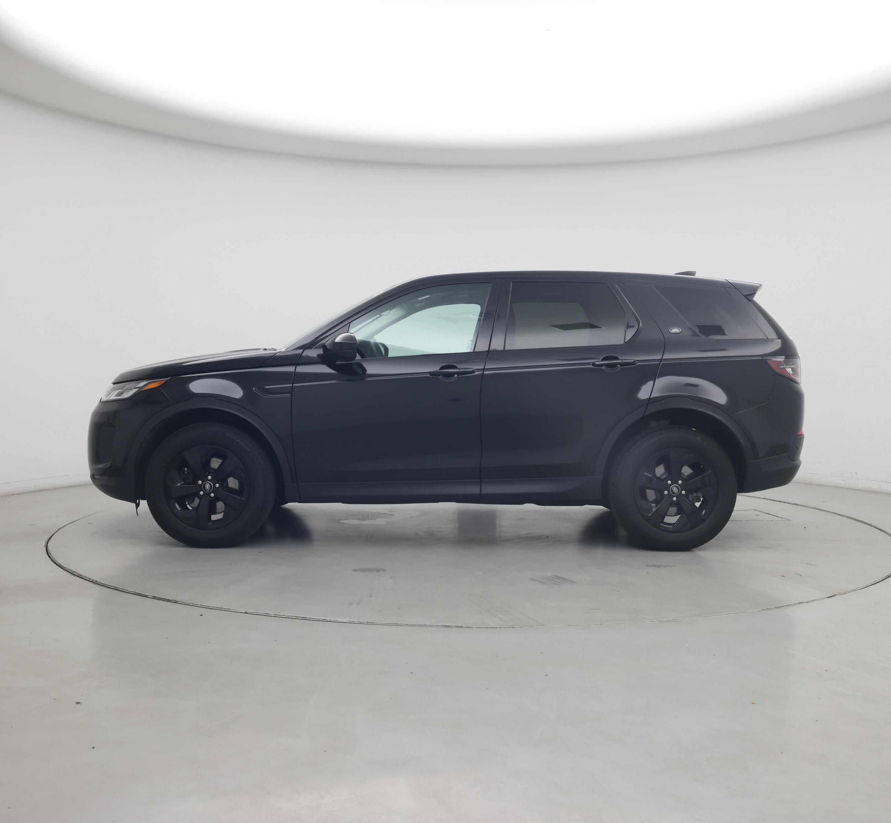 Thumbnail: 2023 Land Rover Discovery Sport - 3