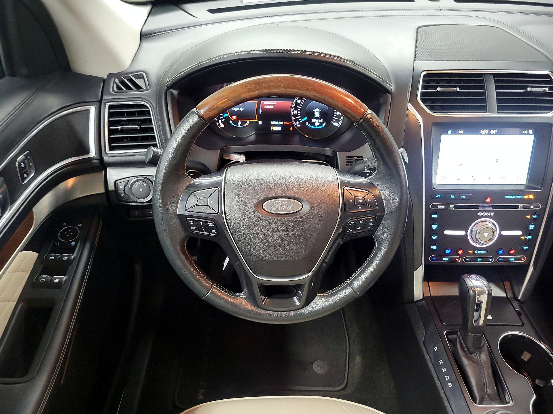 Thumbnail: 2017 Ford Explorer - 10