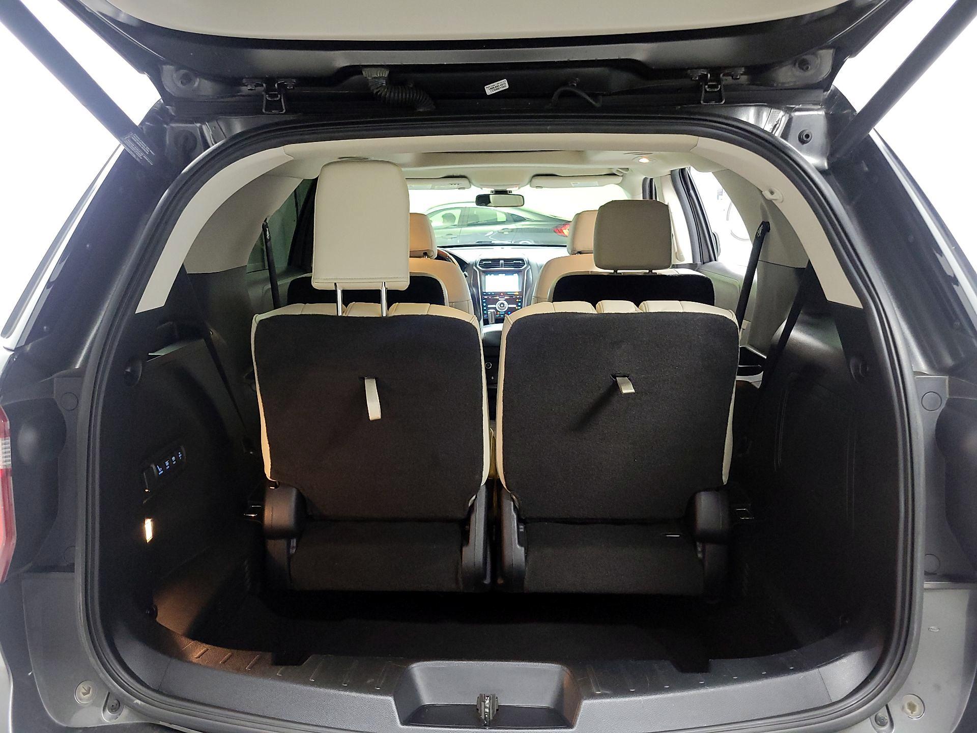 Thumbnail: 2017 Ford Explorer - 18