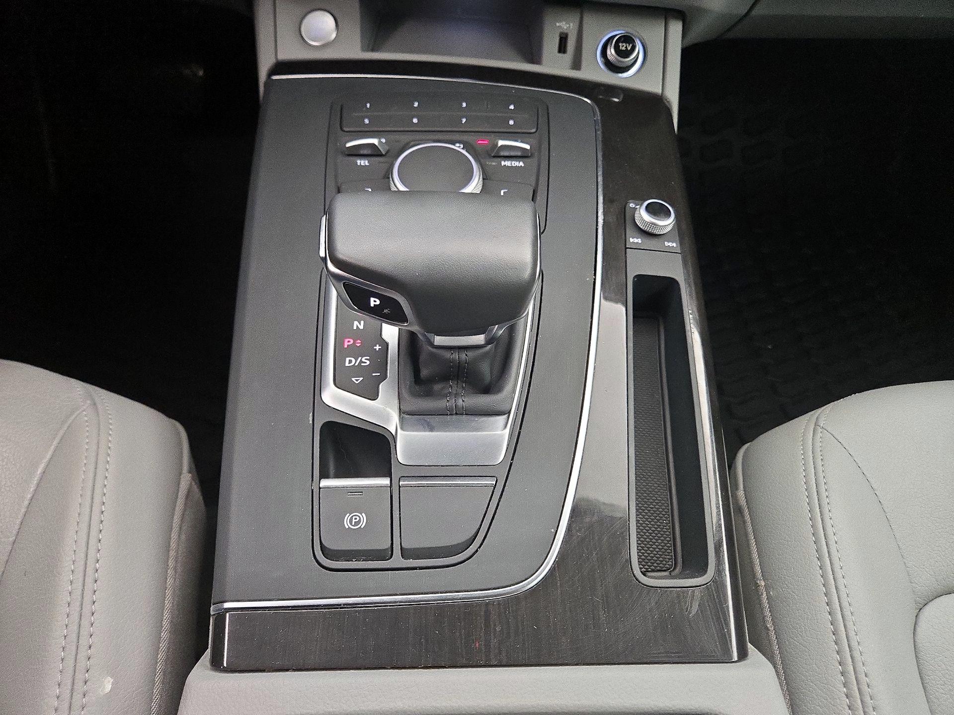 Thumbnail: 2019 Audi Q5 - 17