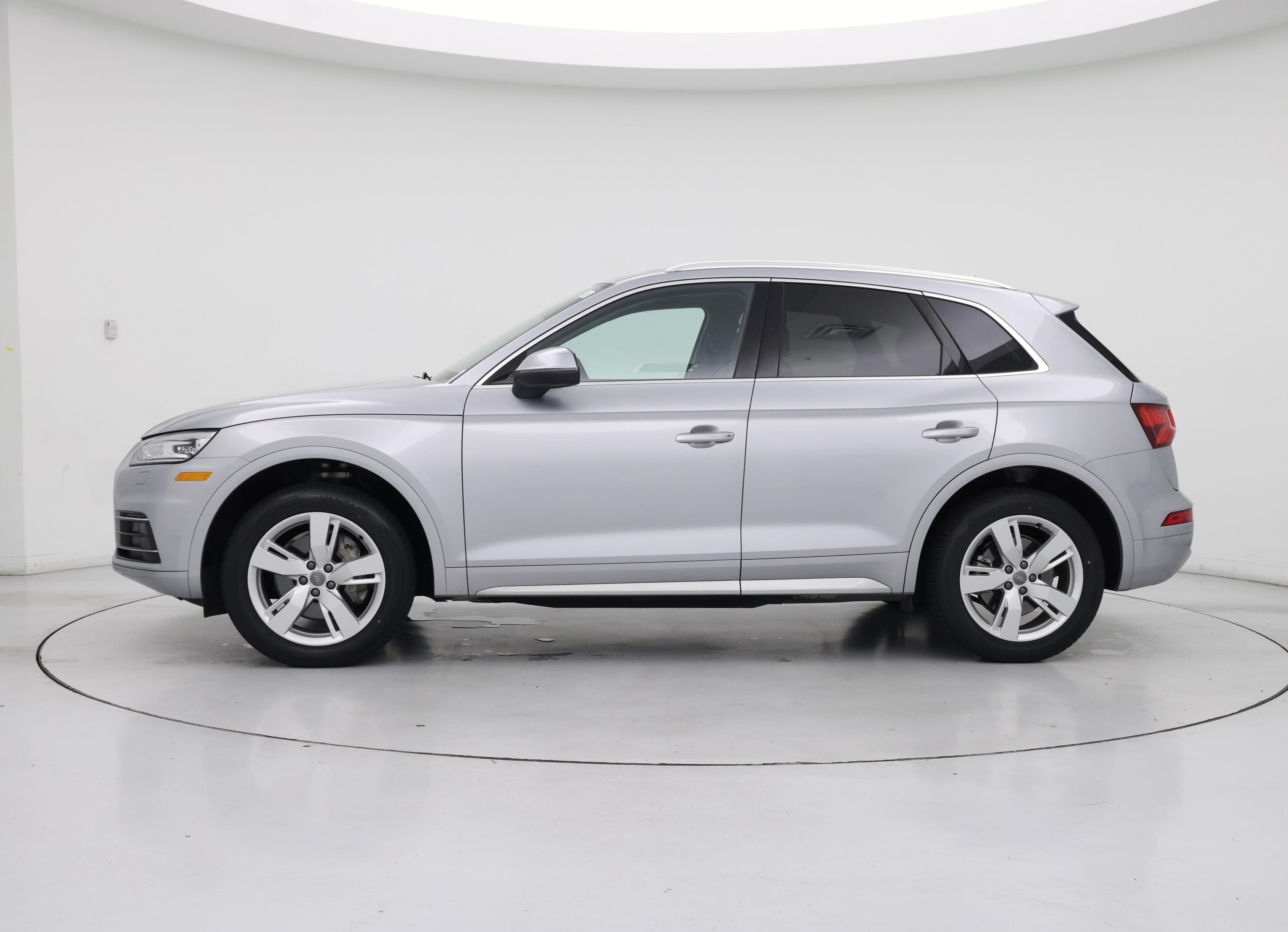 Thumbnail: 2019 Audi Q5 - 3