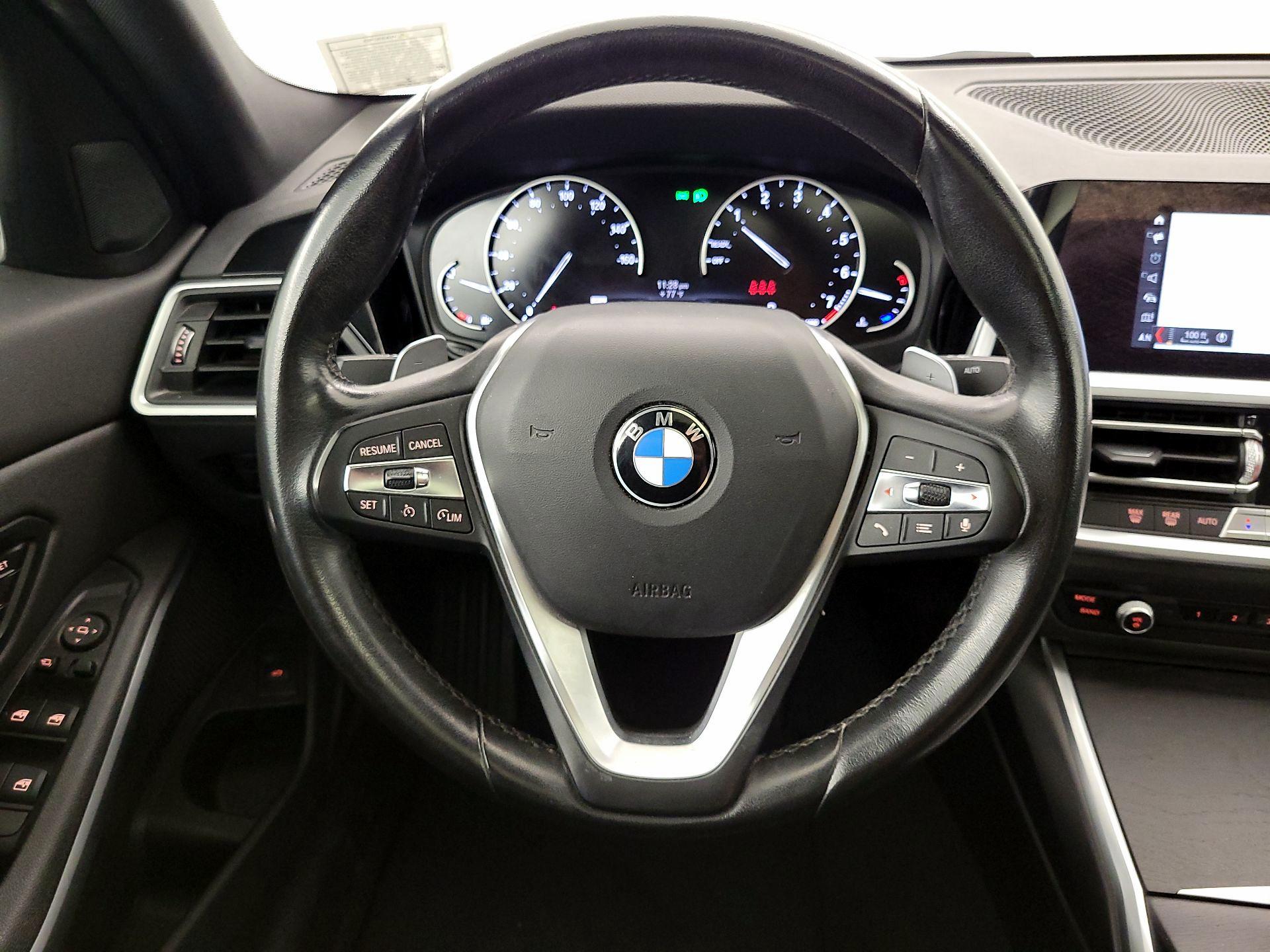 Thumbnail: 2020 BMW 3 Series - 10
