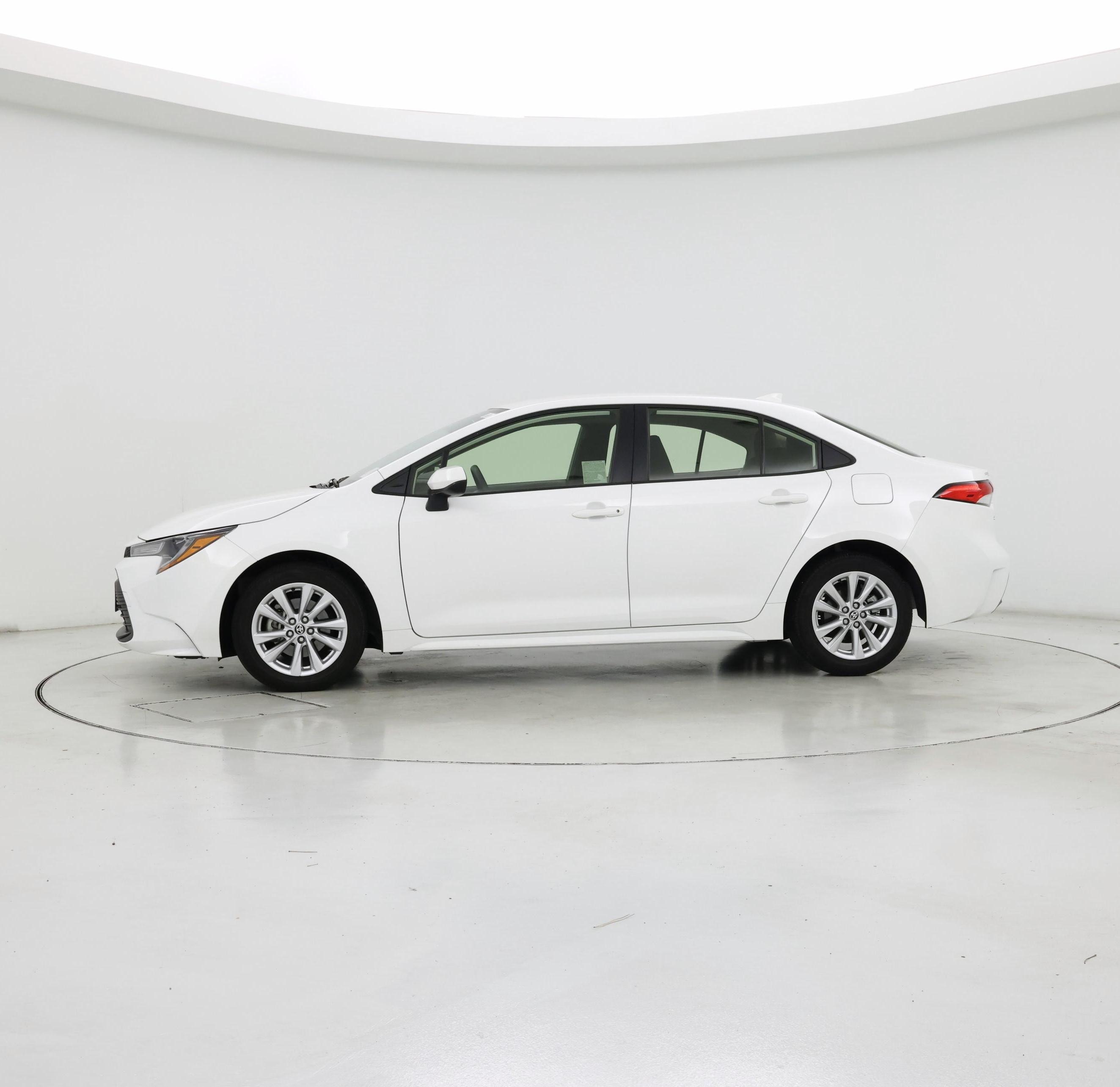 Thumbnail: 2024 Toyota Corolla - 3