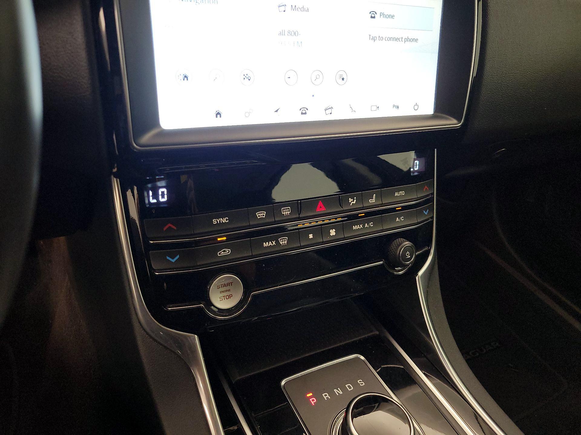 Thumbnail: 2019 Jaguar XE - 15