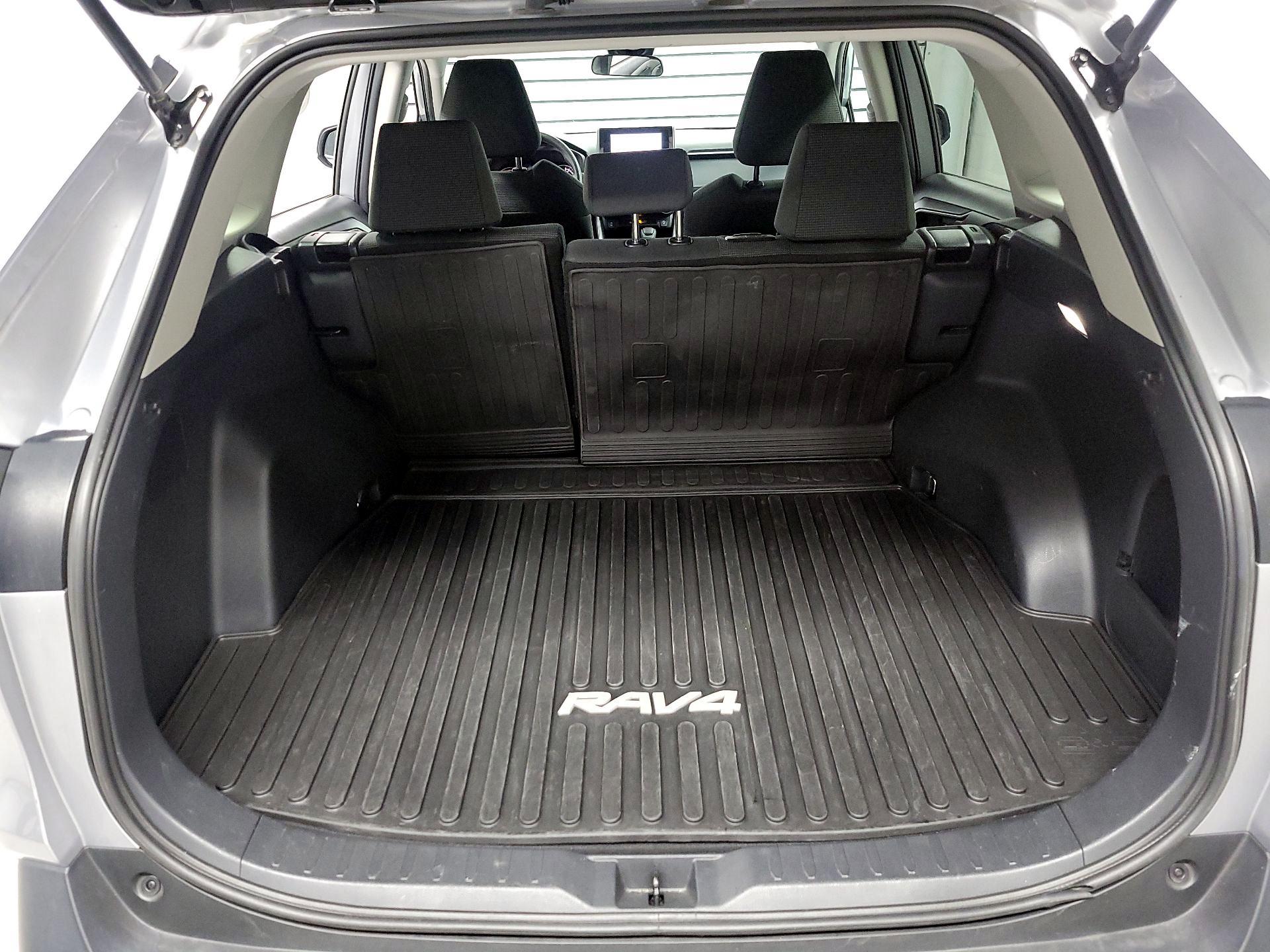 Thumbnail: 2024 Toyota RAV4 - 19