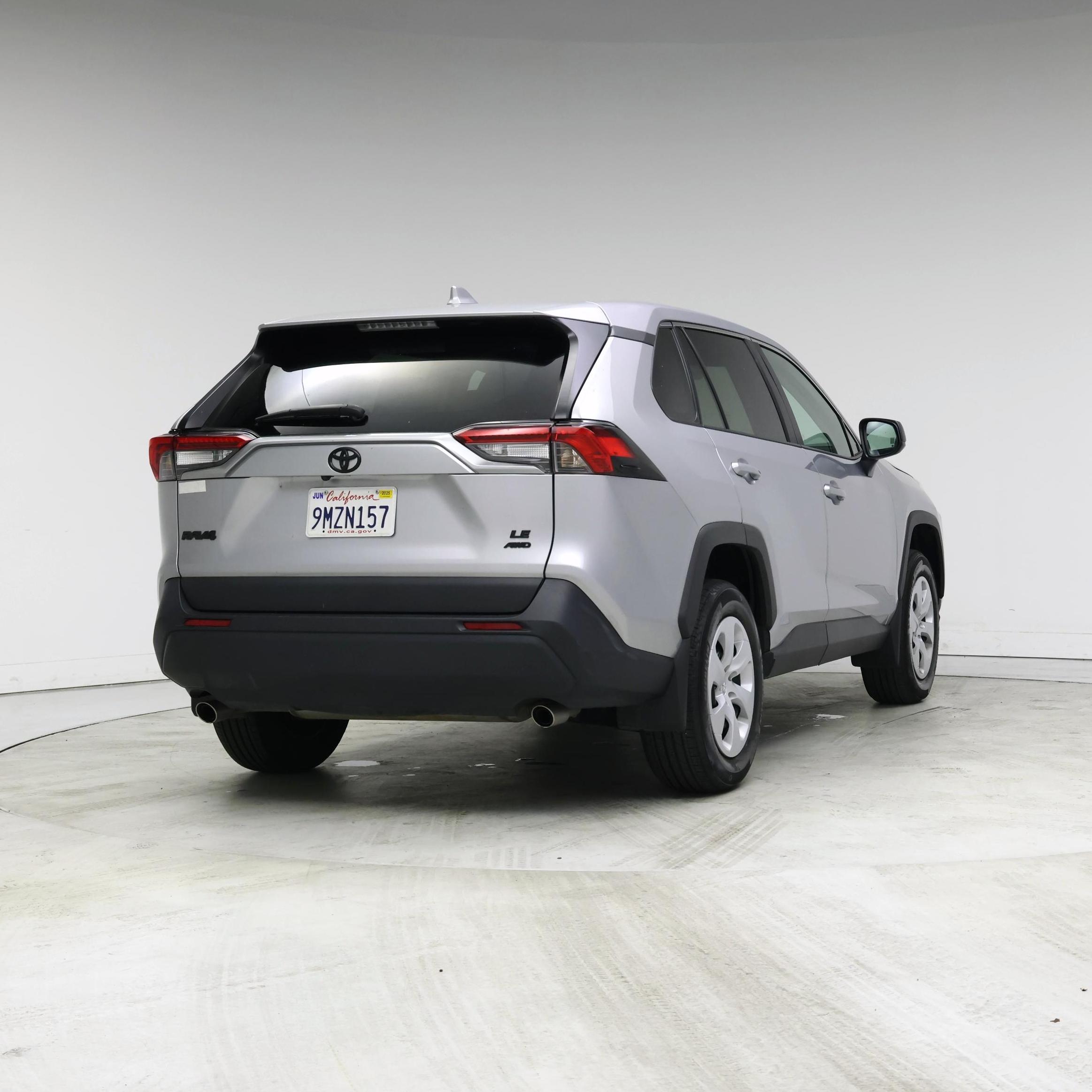 Thumbnail: 2024 Toyota RAV4 - 8