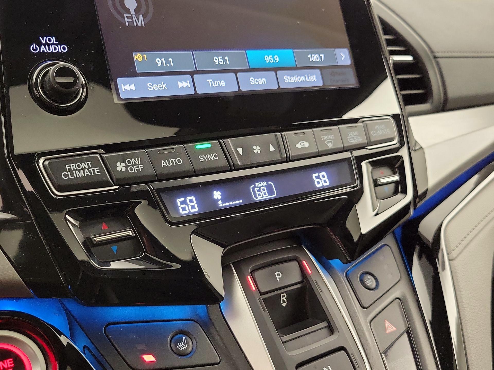 Thumbnail: 2022 Honda Odyssey - 17