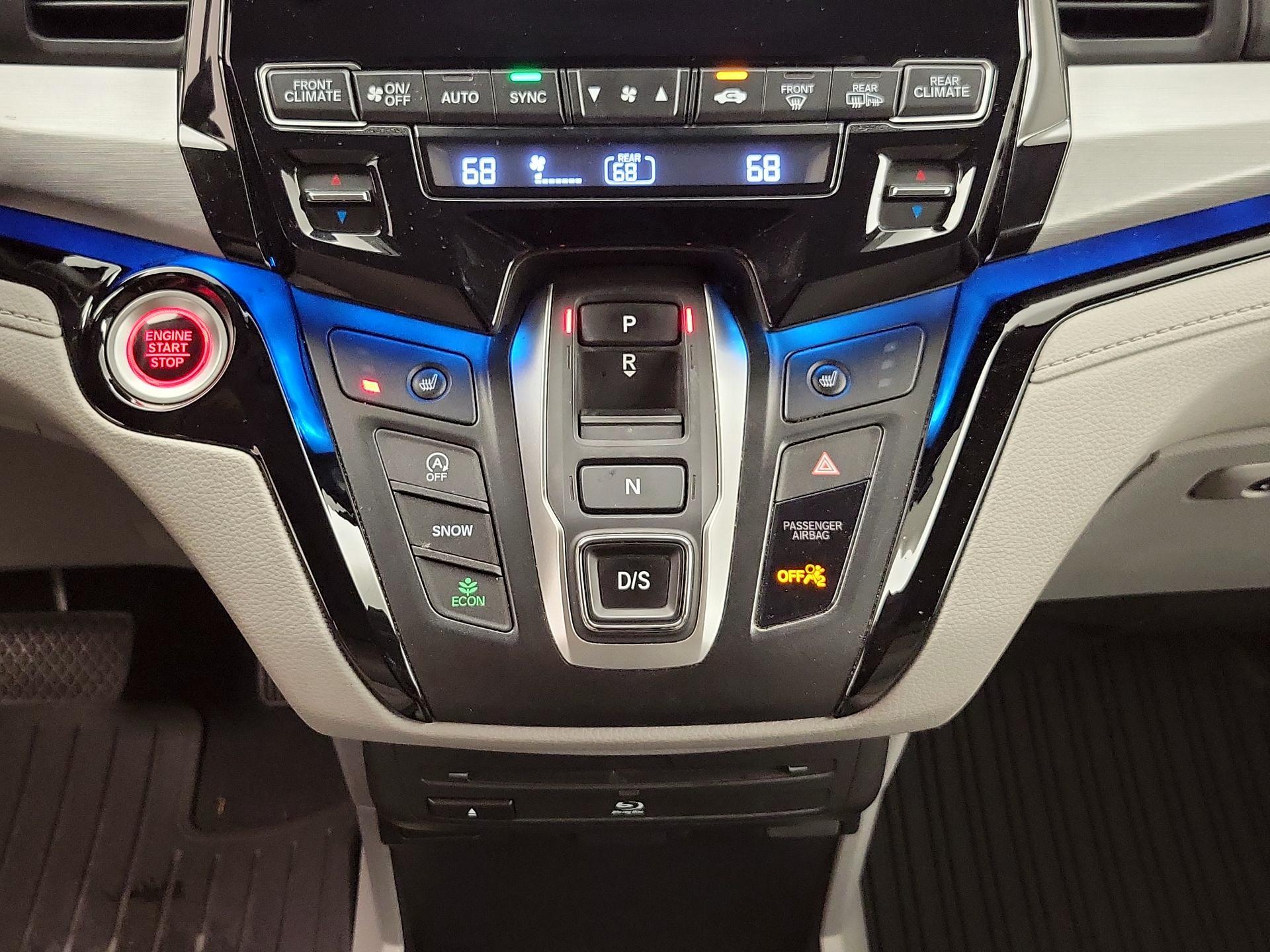 Thumbnail: 2022 Honda Odyssey - 18