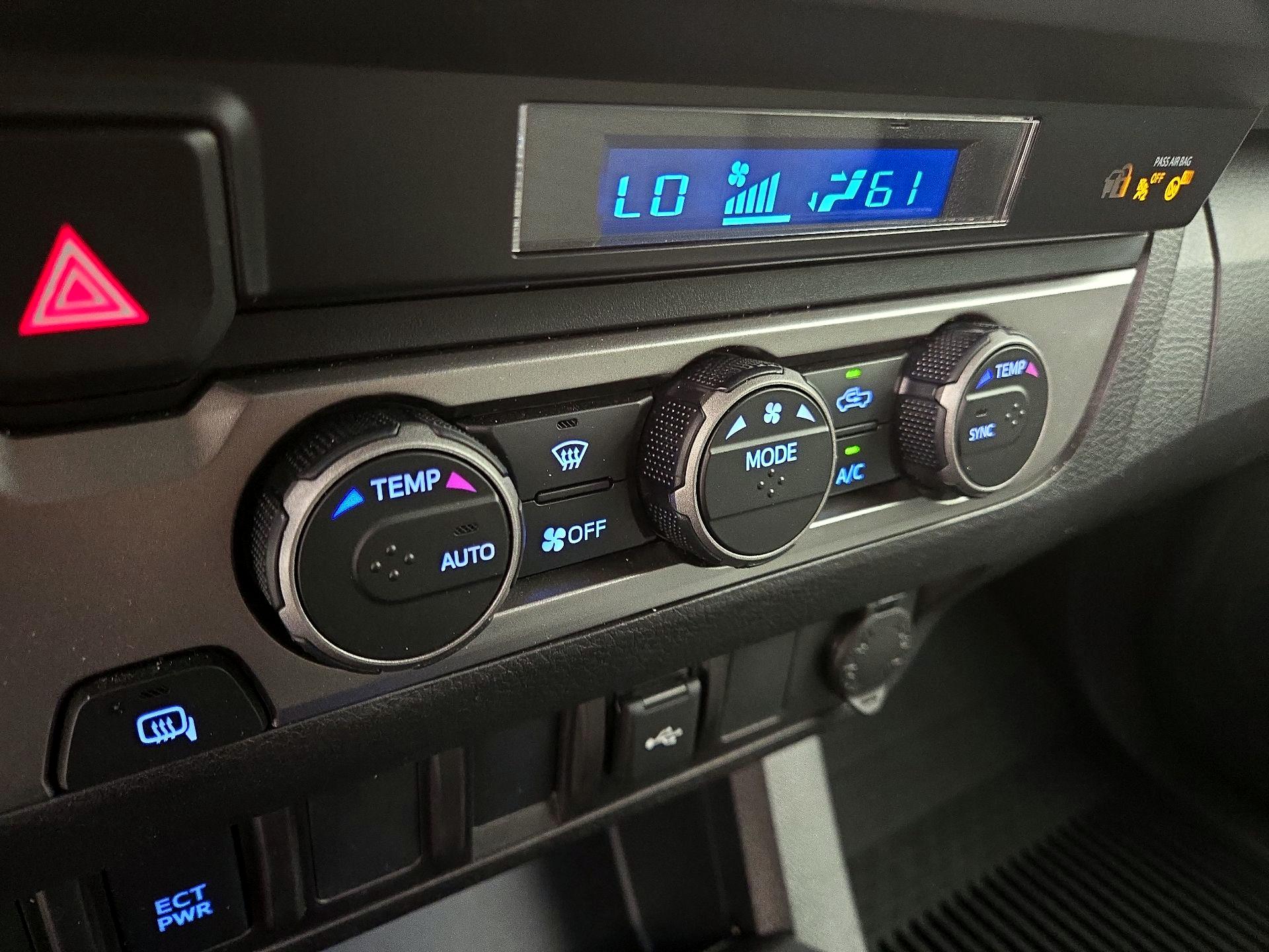 Thumbnail: 2022 Toyota Tacoma - 14