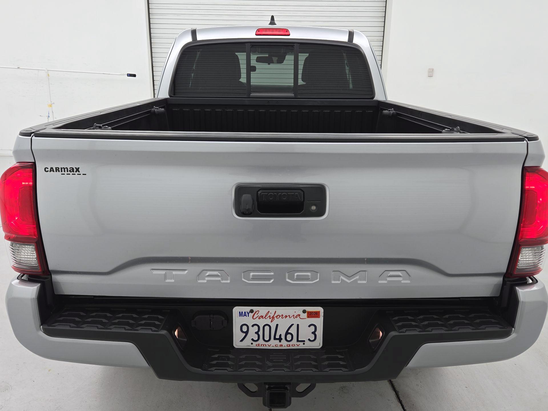 Thumbnail: 2022 Toyota Tacoma - 6