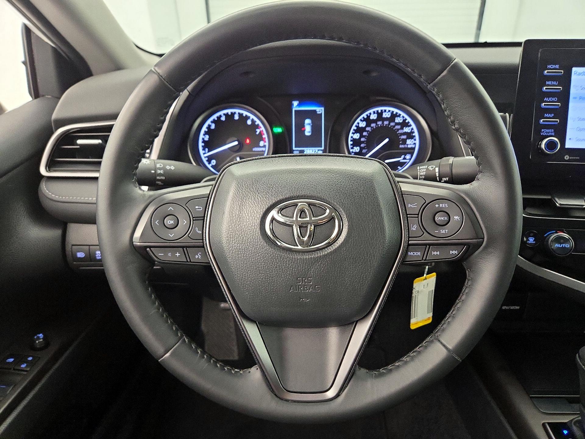 Thumbnail: 2024 Toyota Camry - 10