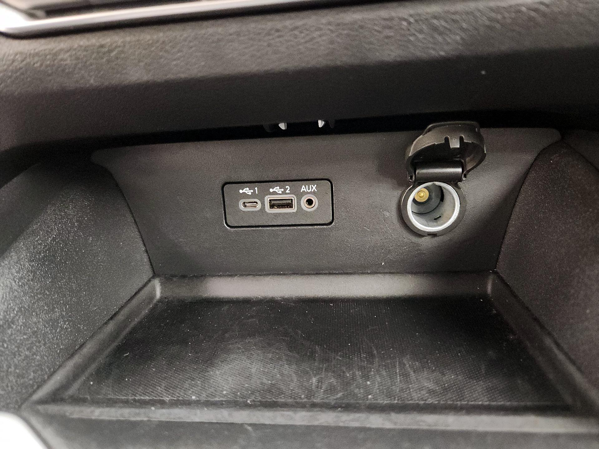 Thumbnail: 2020 Nissan Altima - 18