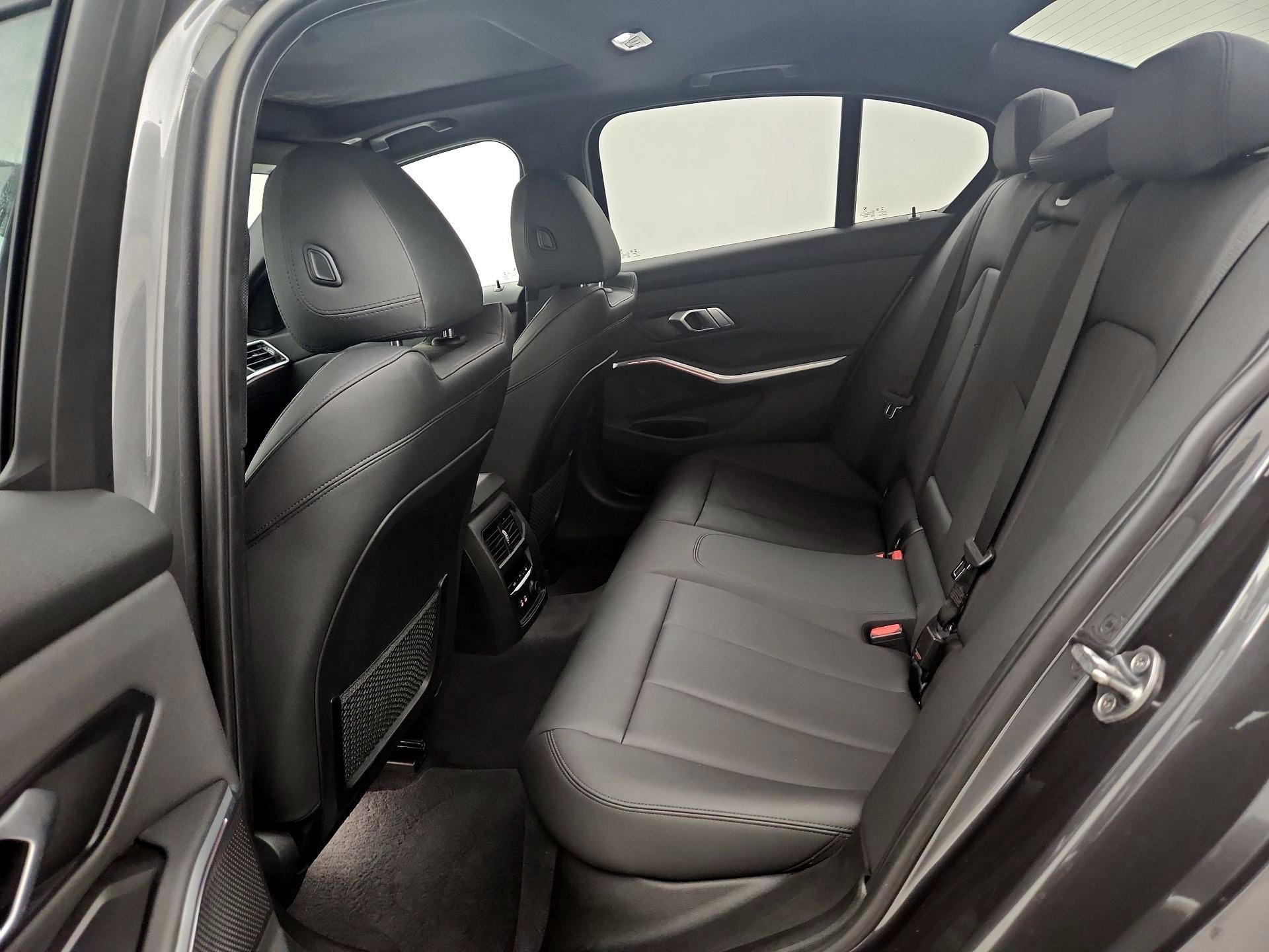 Thumbnail: 2019 BMW 3 Series - 20