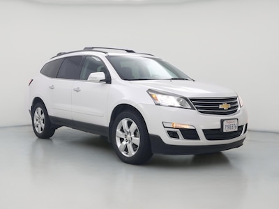White 2017 Chevrolet Traverse LT