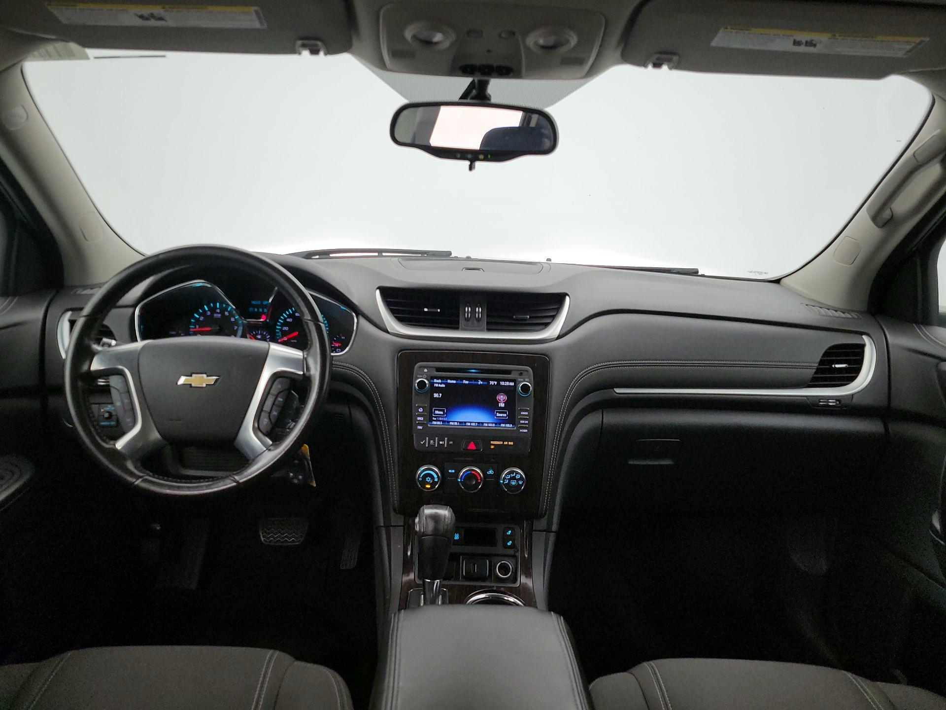 Thumbnail: 2017 Chevrolet Traverse - 9