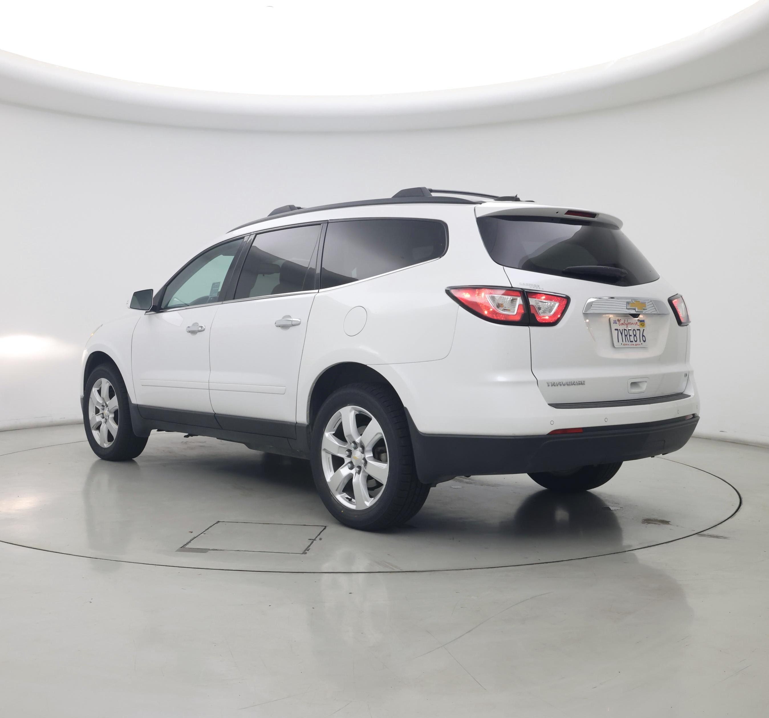 Thumbnail: 2017 Chevrolet Traverse - 2