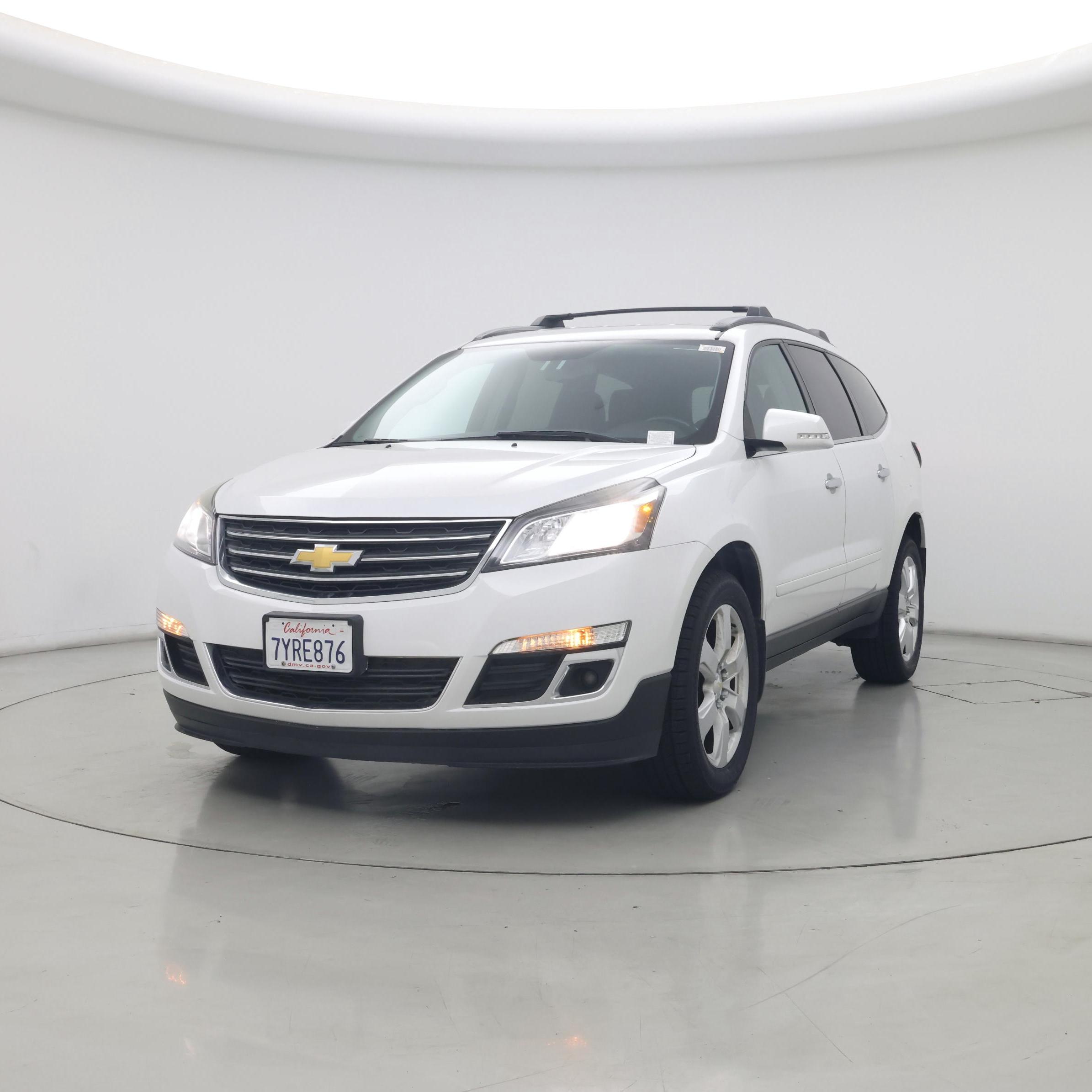 Thumbnail: 2017 Chevrolet Traverse - 4
