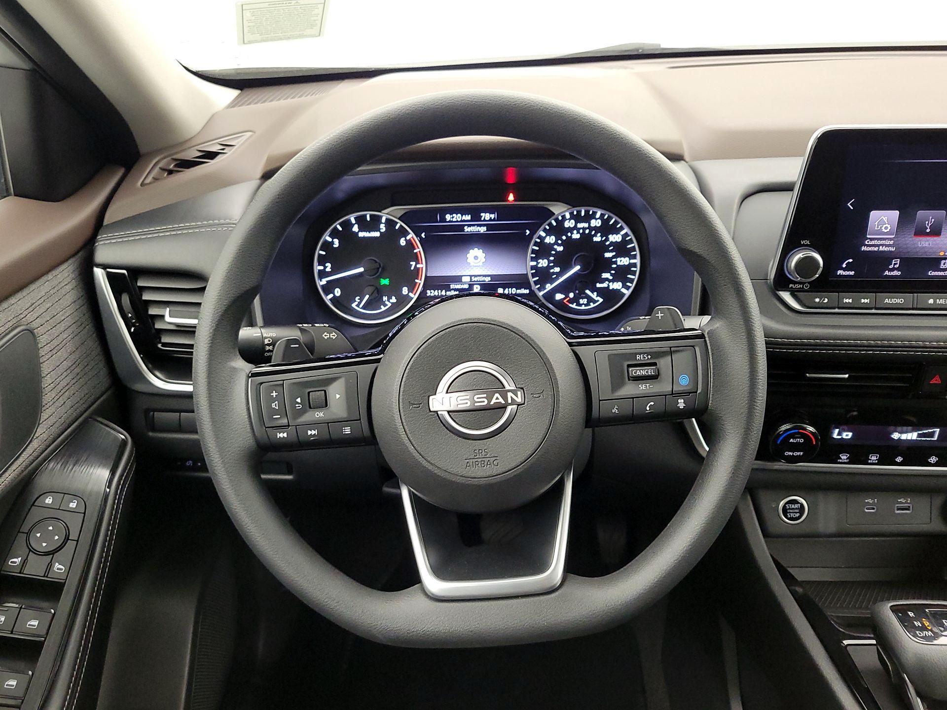 Thumbnail: 2022 Nissan Rogue - 10