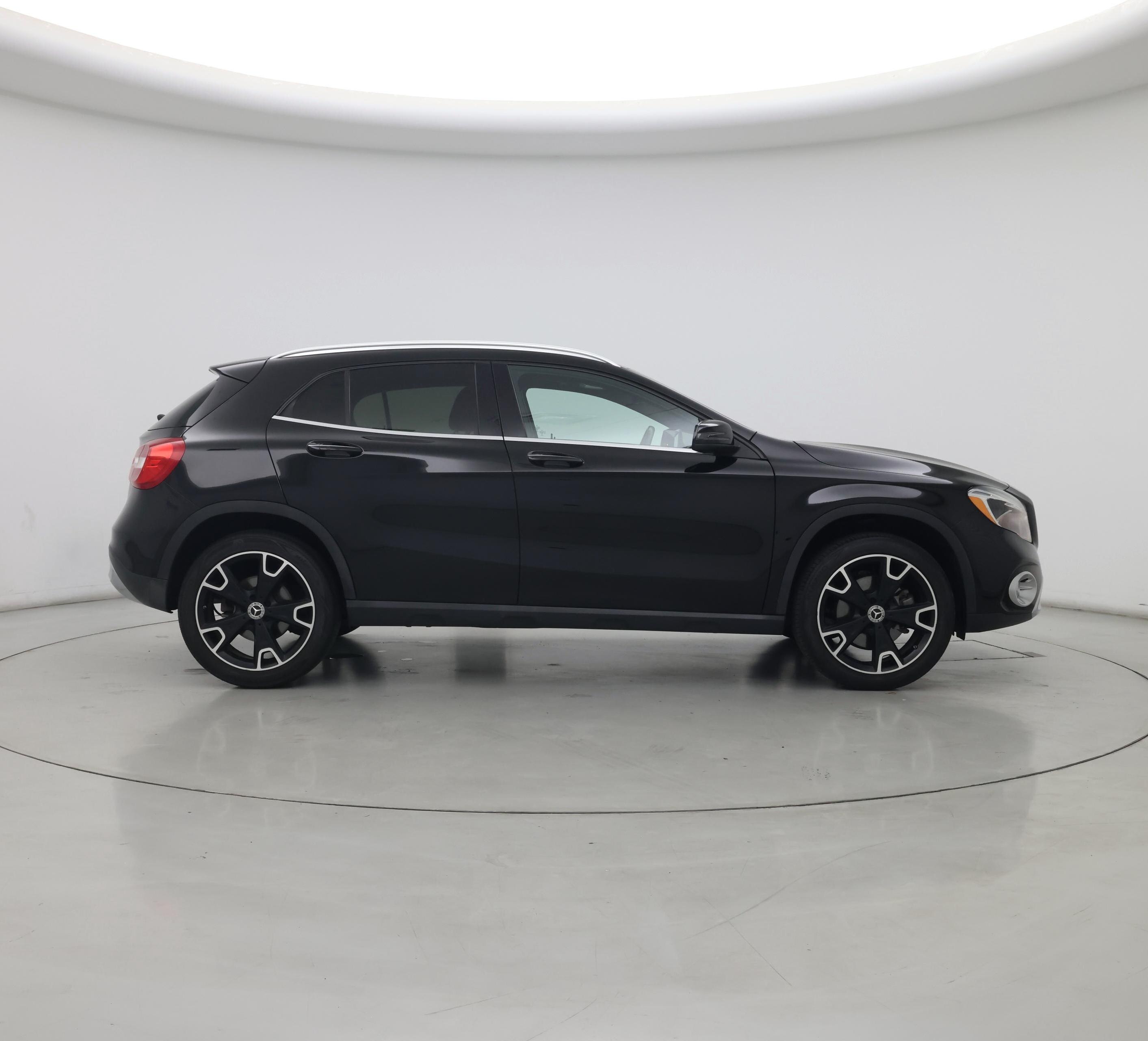 Thumbnail: 2020 Mercedes-Benz GLA - 7