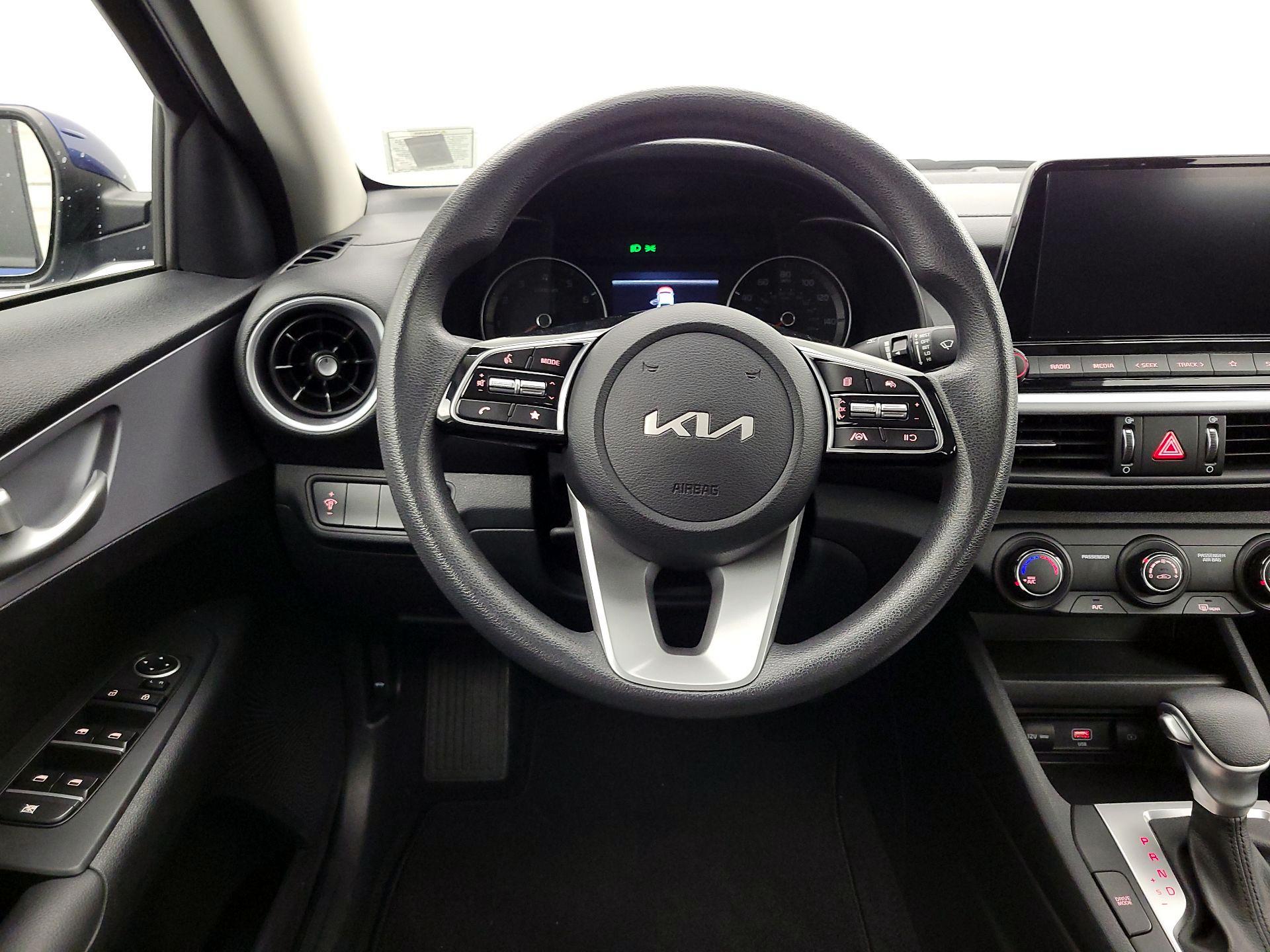 Thumbnail: 2024 Kia Forte - 10