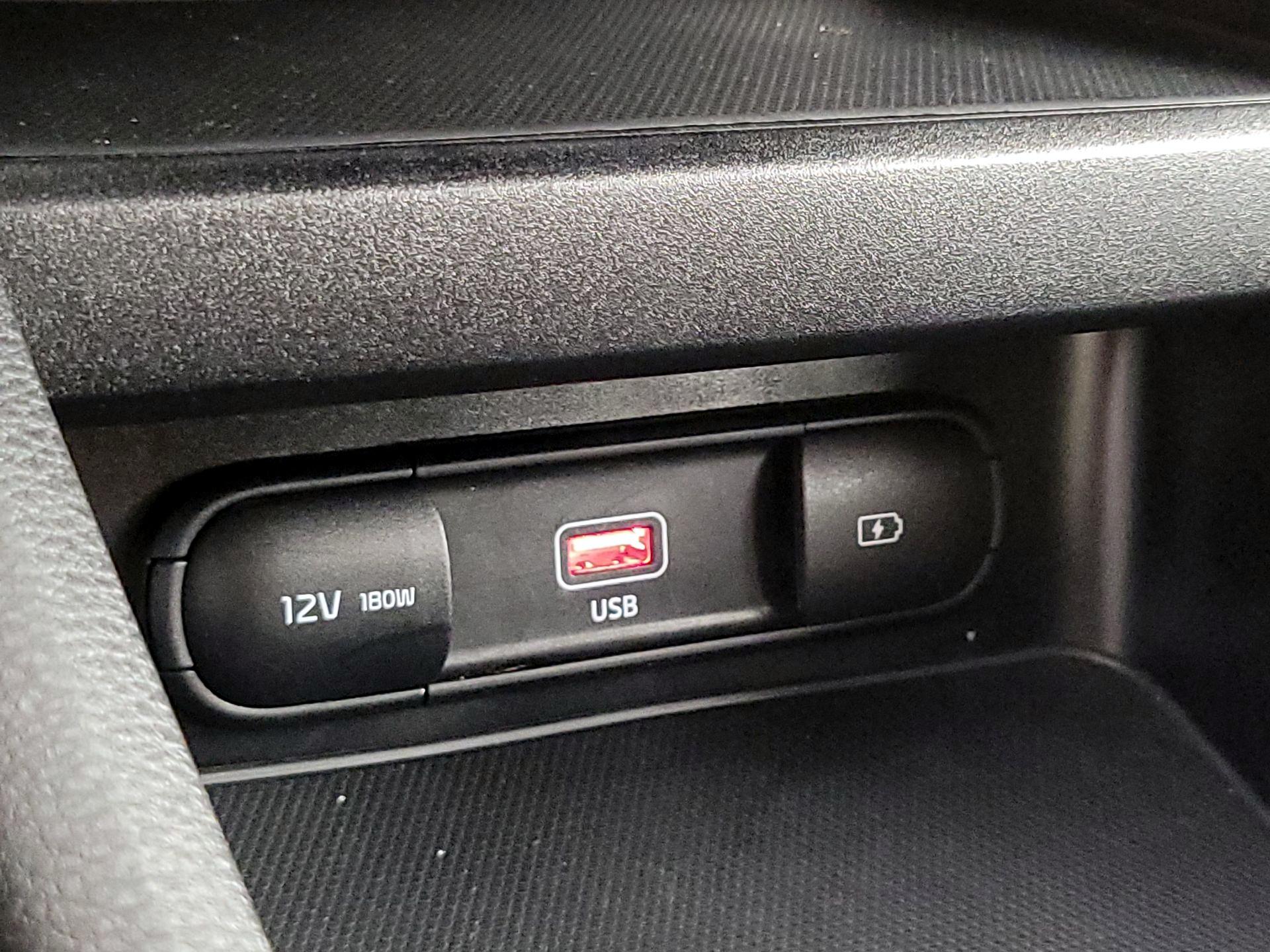 Thumbnail: 2024 Kia Forte - 18