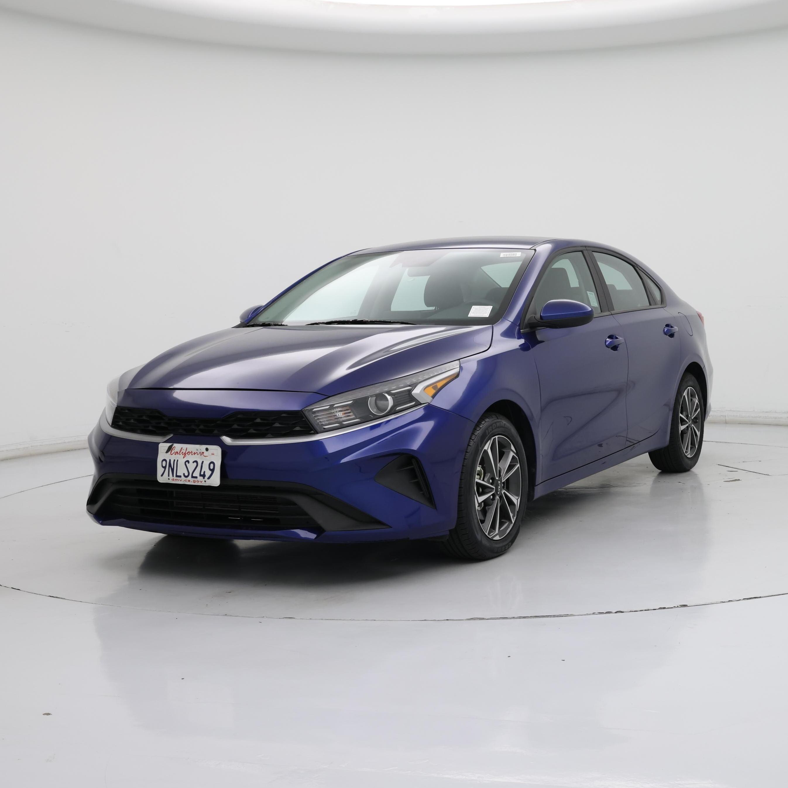 Thumbnail: 2024 Kia Forte - 4