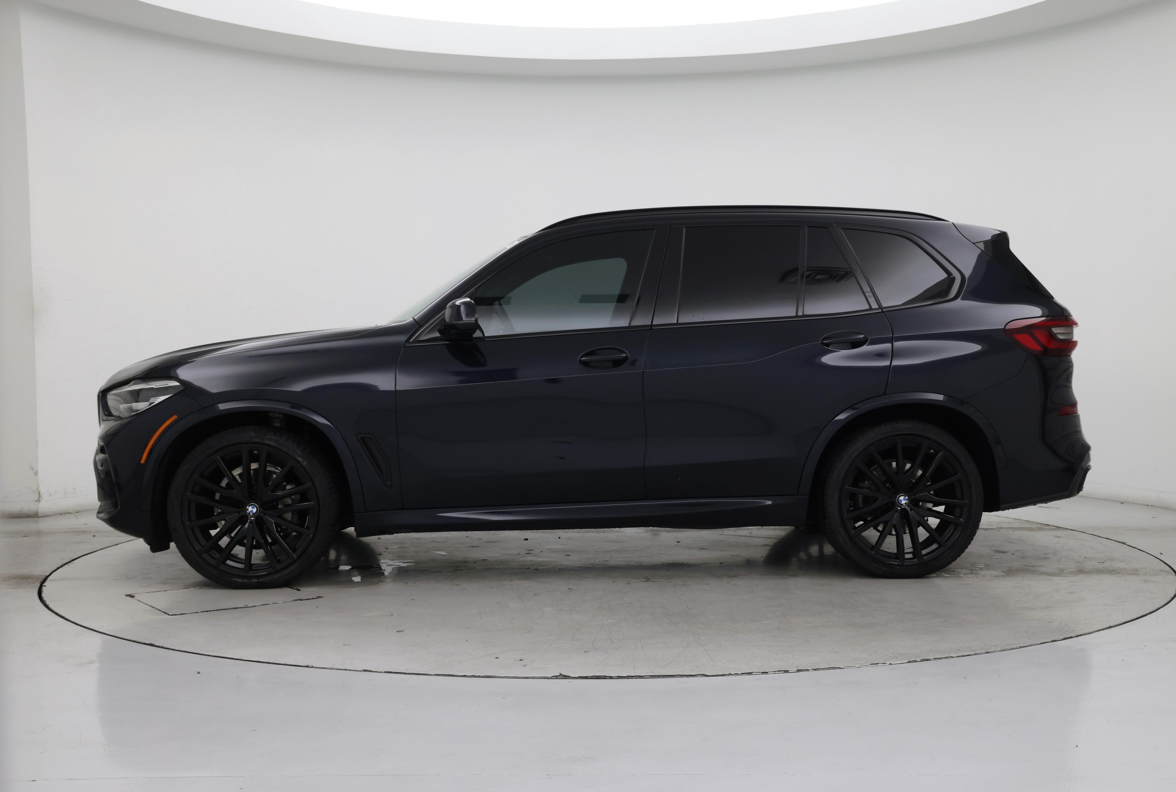 Thumbnail: 2022 BMW X5 - 3