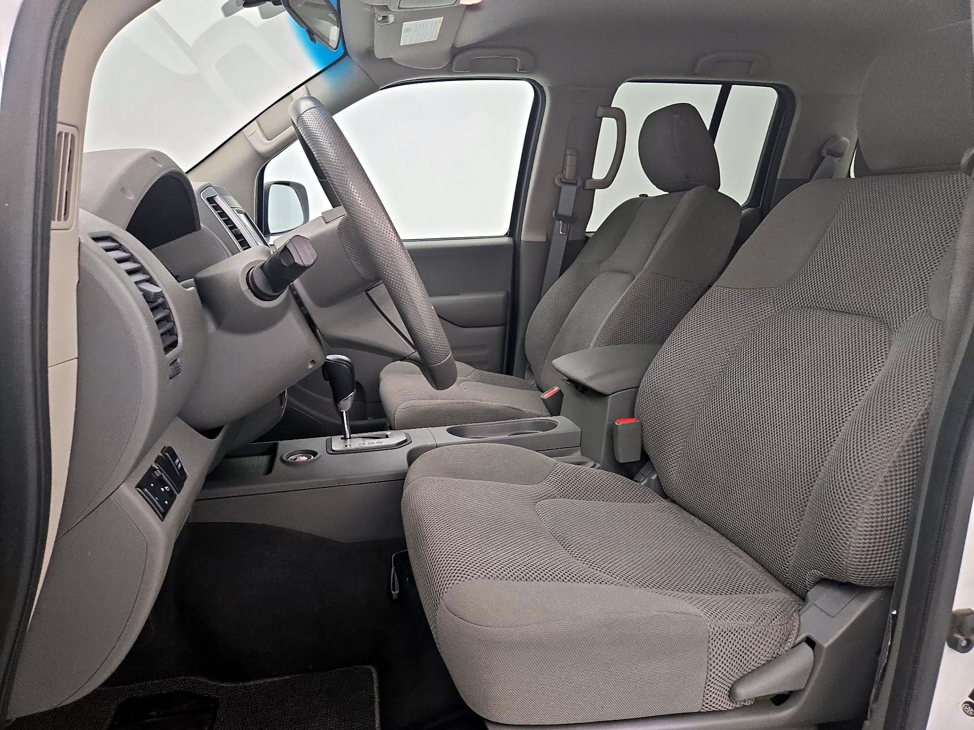 Thumbnail: 2020 Nissan Frontier - 11