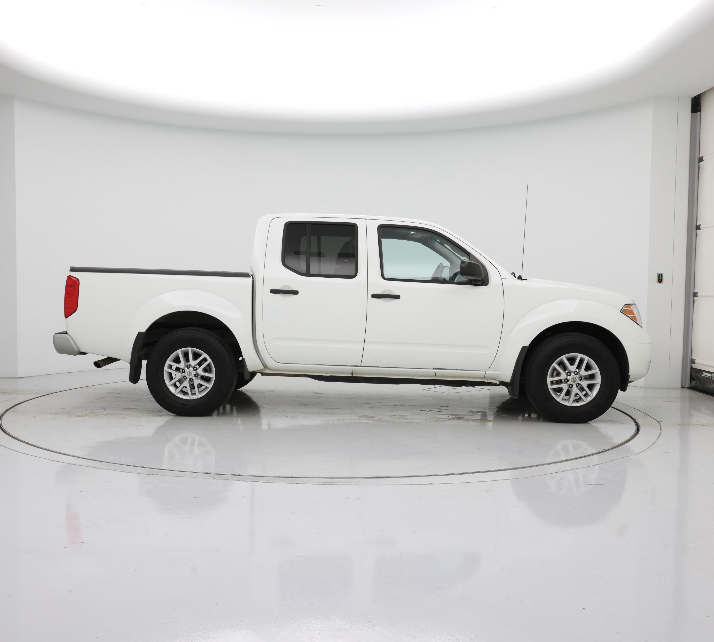 Thumbnail: 2020 Nissan Frontier - 7