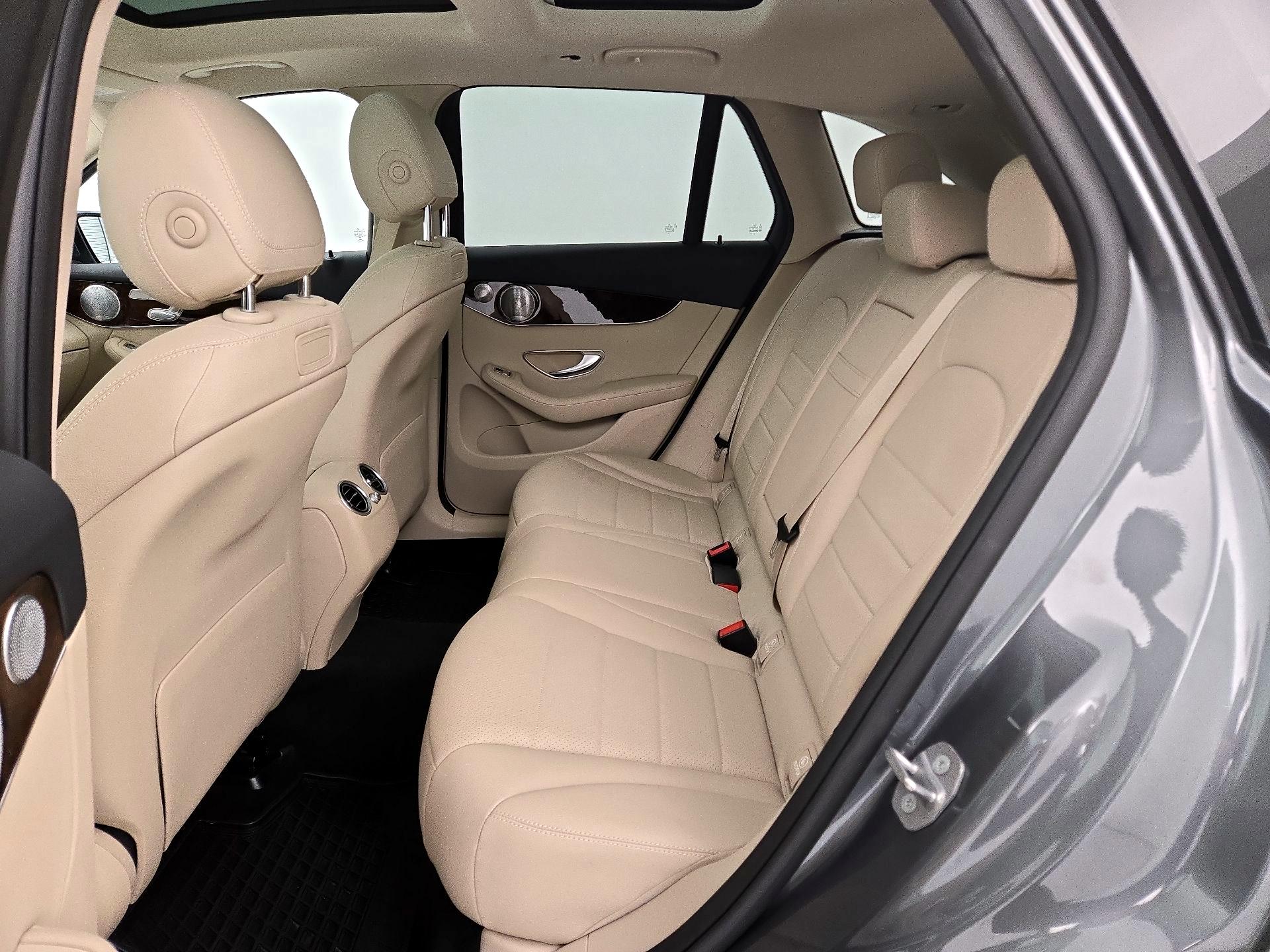 Thumbnail: 2019 Mercedes-Benz GLC - 17