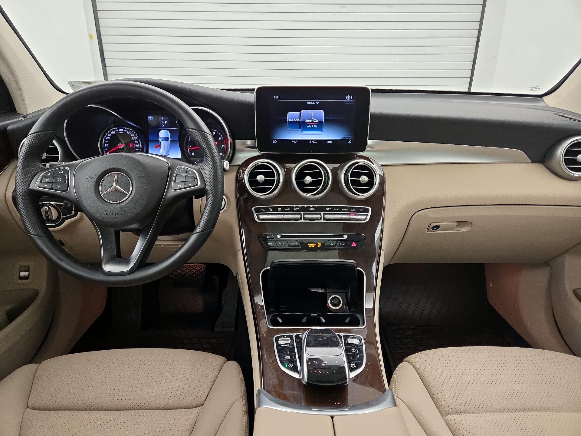 Thumbnail: 2019 Mercedes-Benz GLC - 8