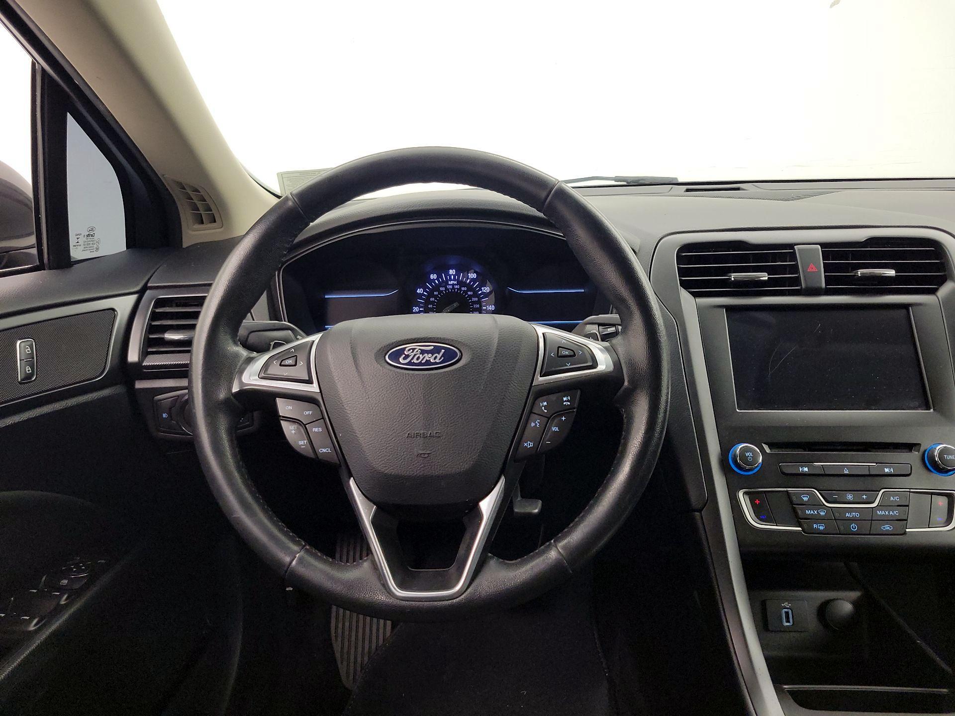Thumbnail: 2018 Ford Fusion - 10
