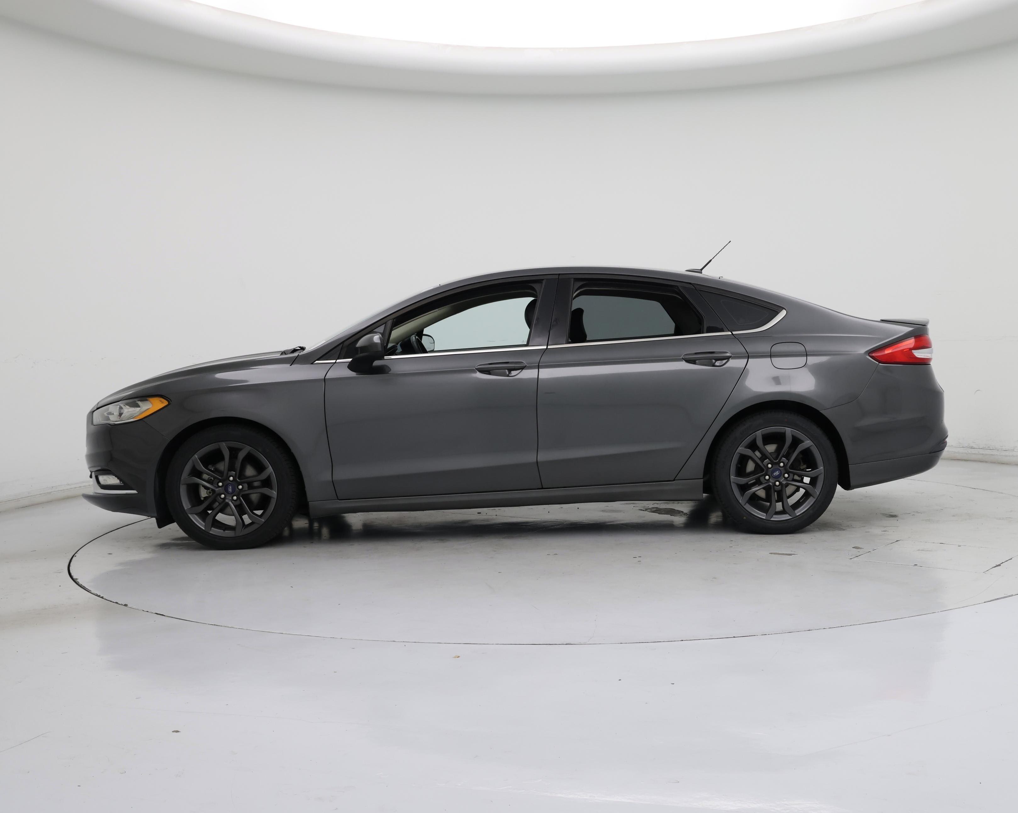 Thumbnail: 2018 Ford Fusion - 3