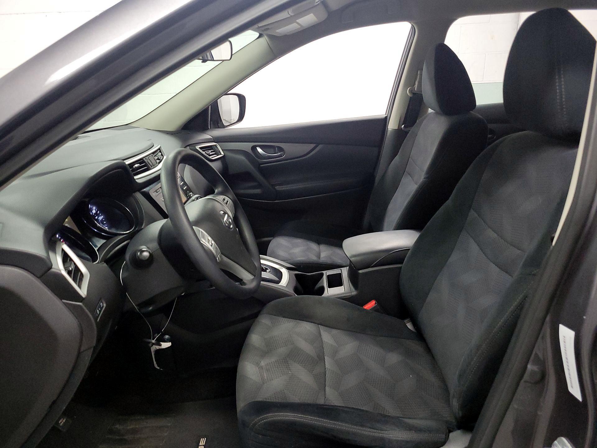 Thumbnail: 2016 Nissan Rogue - 11