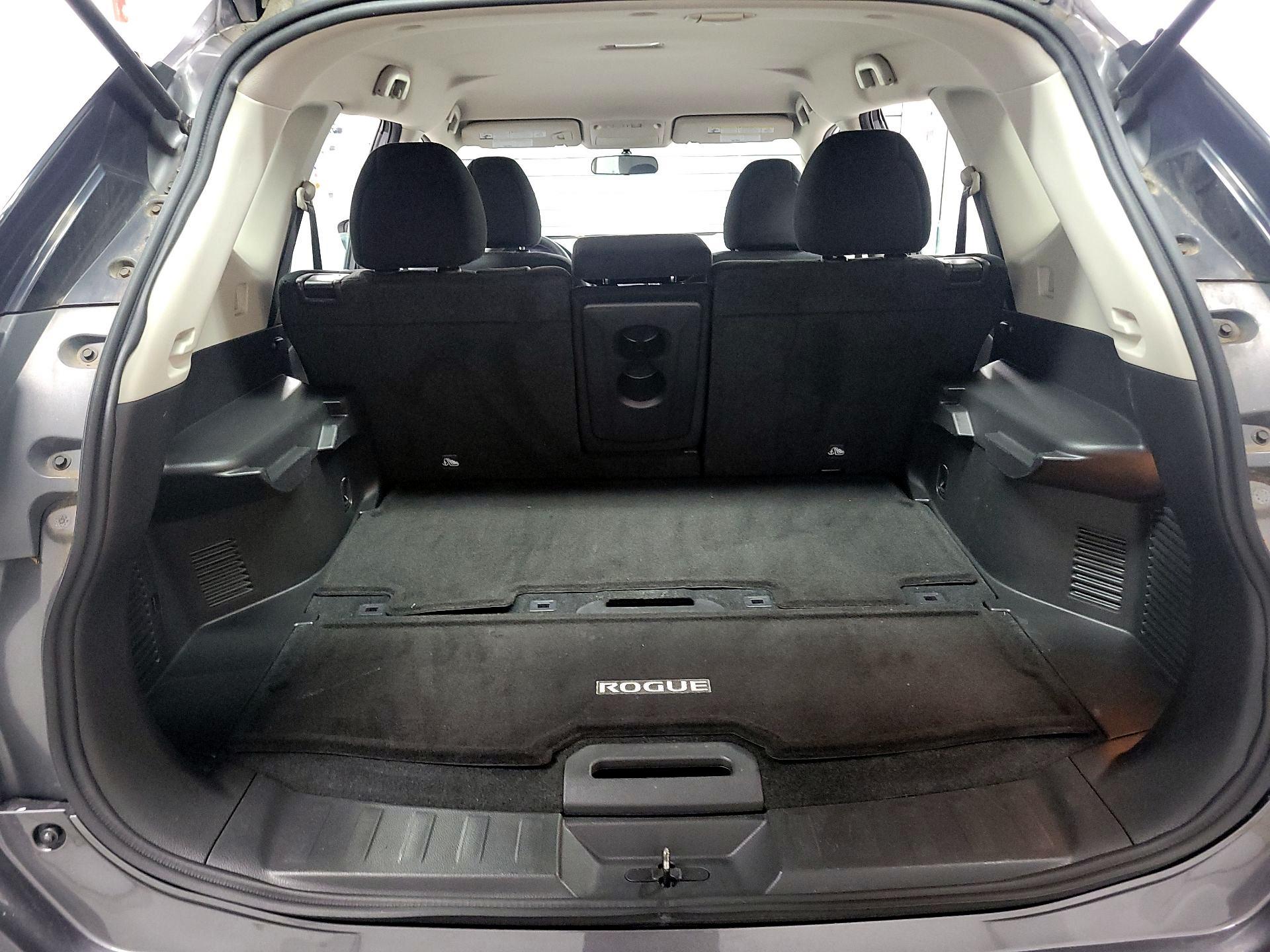 Thumbnail: 2016 Nissan Rogue - 19
