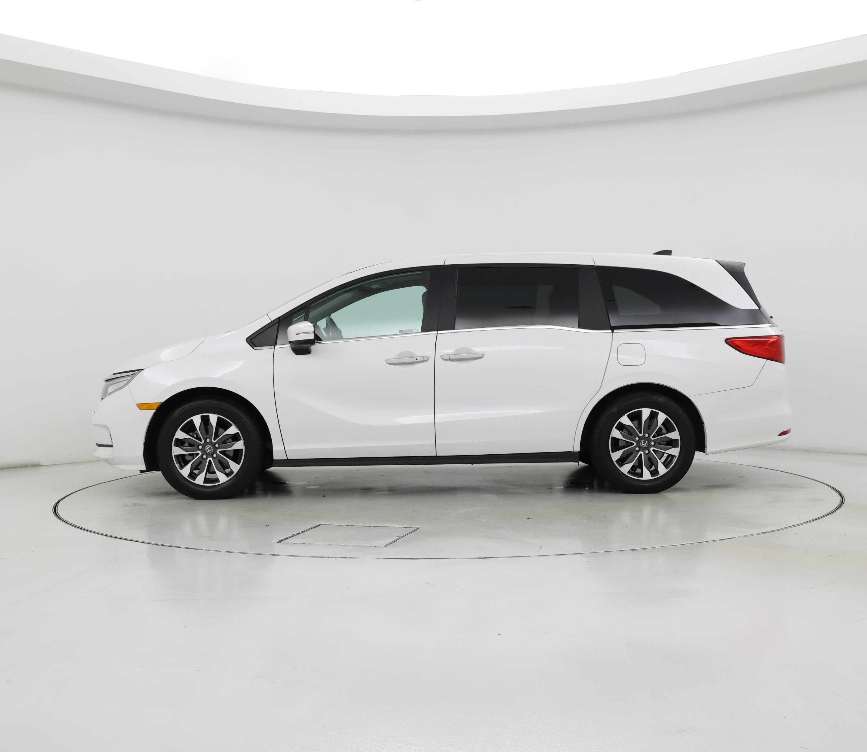 Thumbnail: 2024 Honda Odyssey - 3