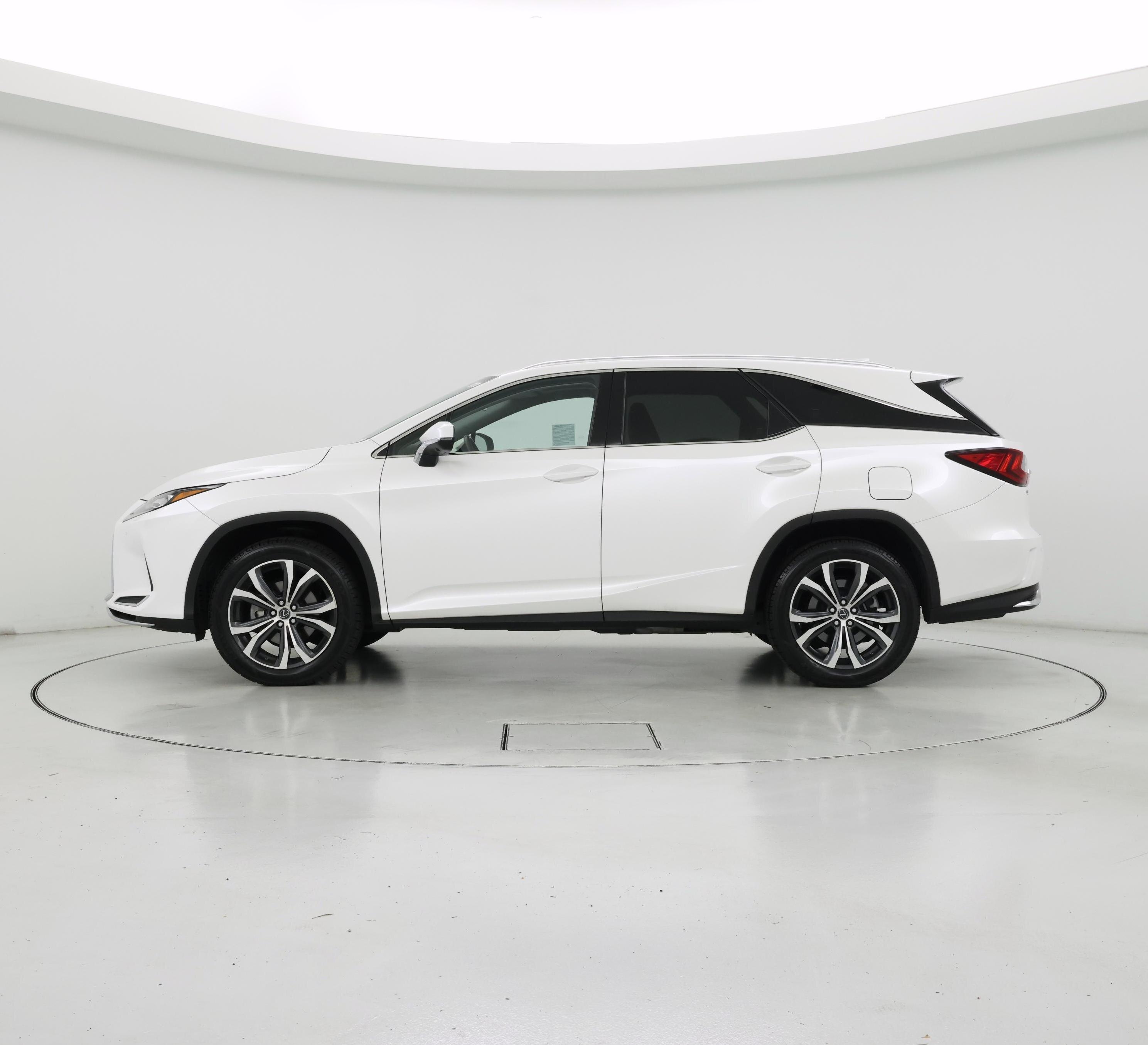 Thumbnail: 2022 Lexus RX - 3