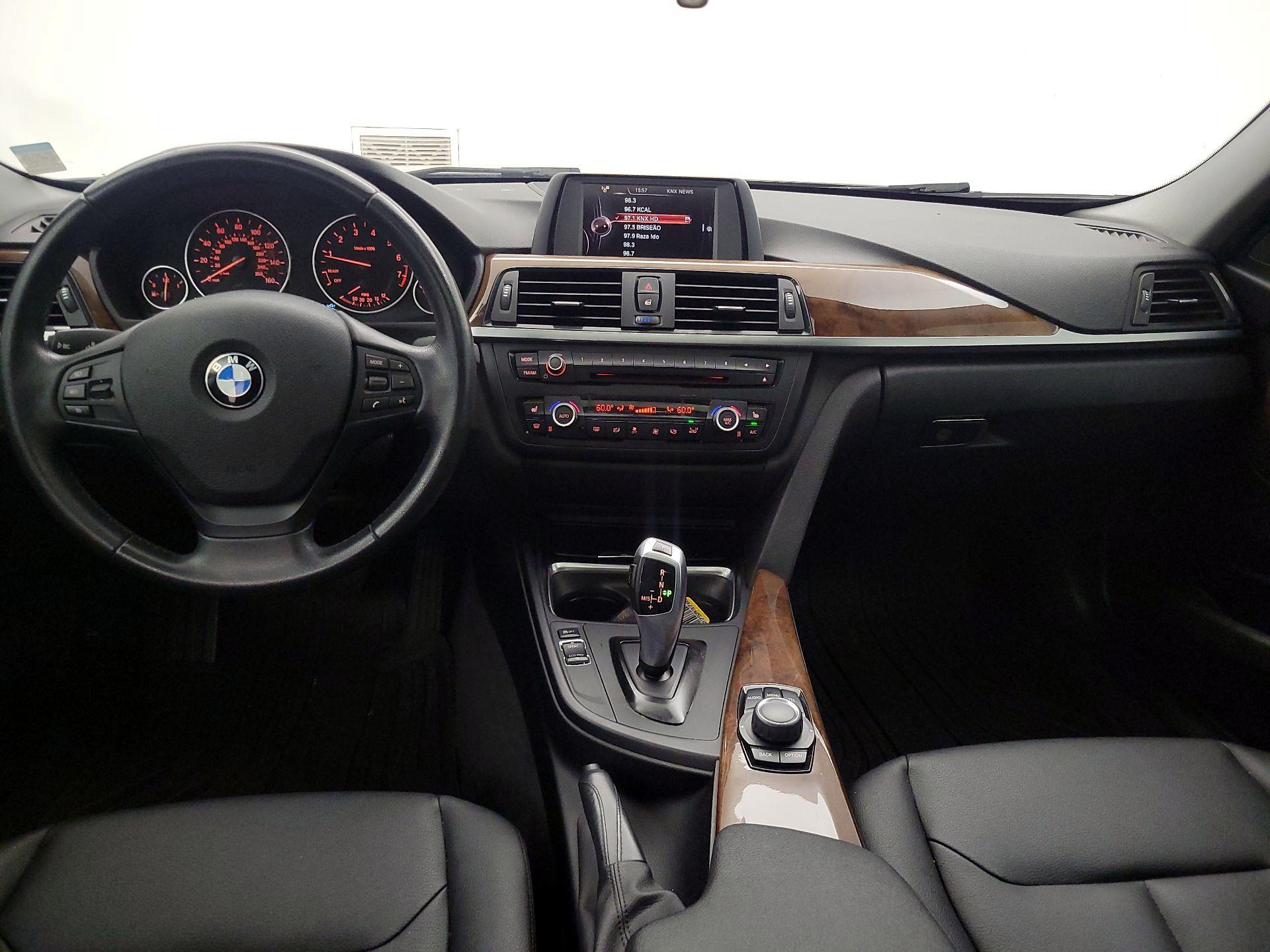 Thumbnail: 2015 BMW 3 Series - 9