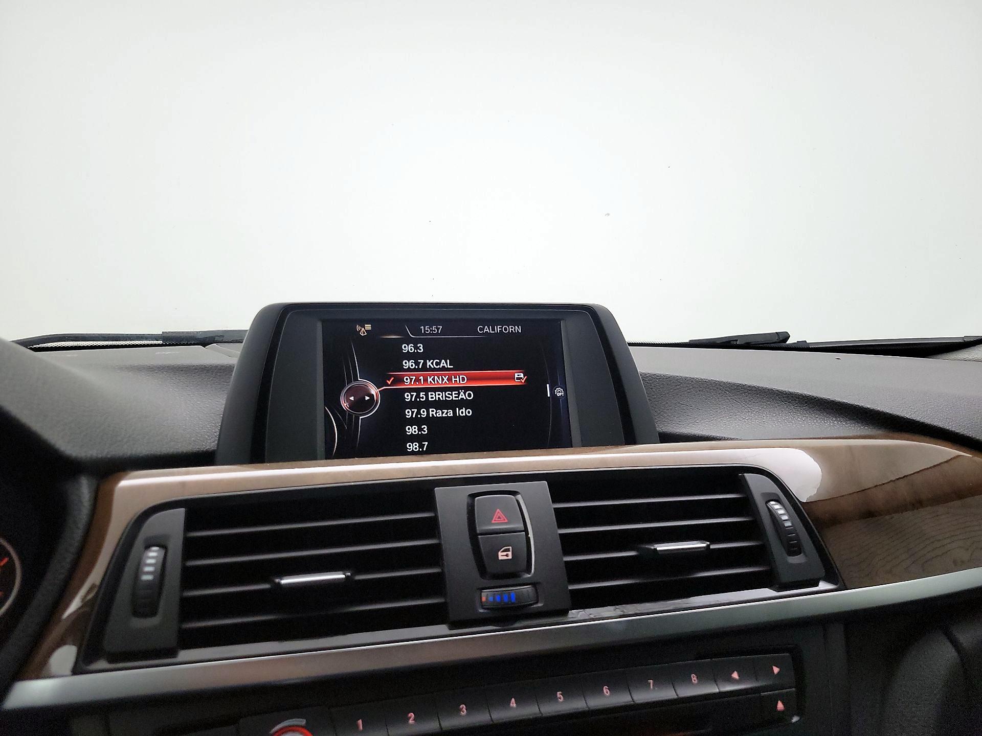 Thumbnail: 2015 BMW 3 Series - 14
