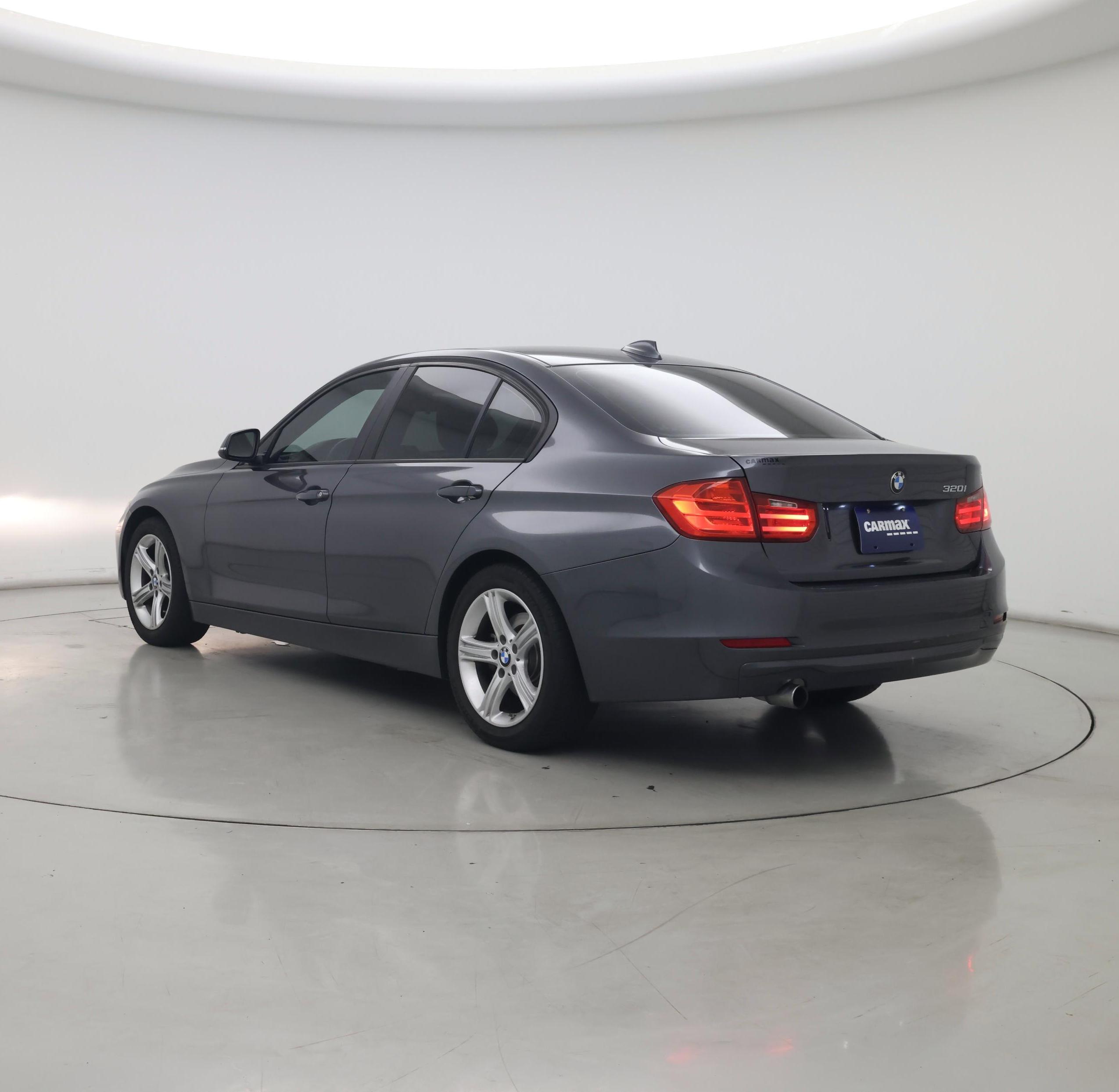 Thumbnail: 2015 BMW 3 Series - 2