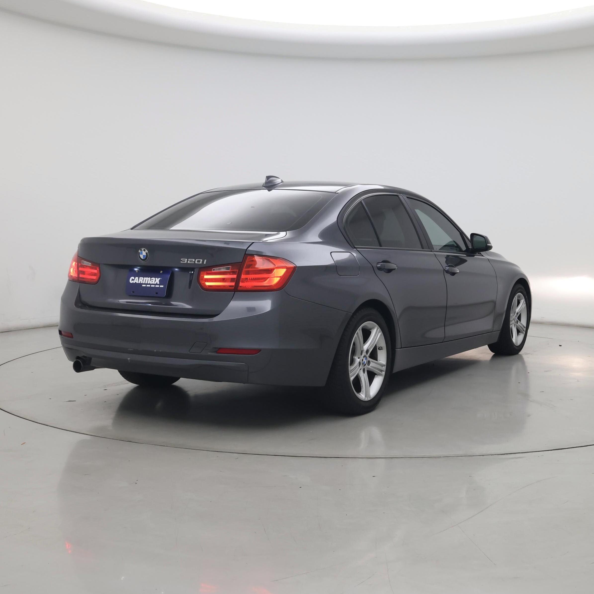 Thumbnail: 2015 BMW 3 Series - 8