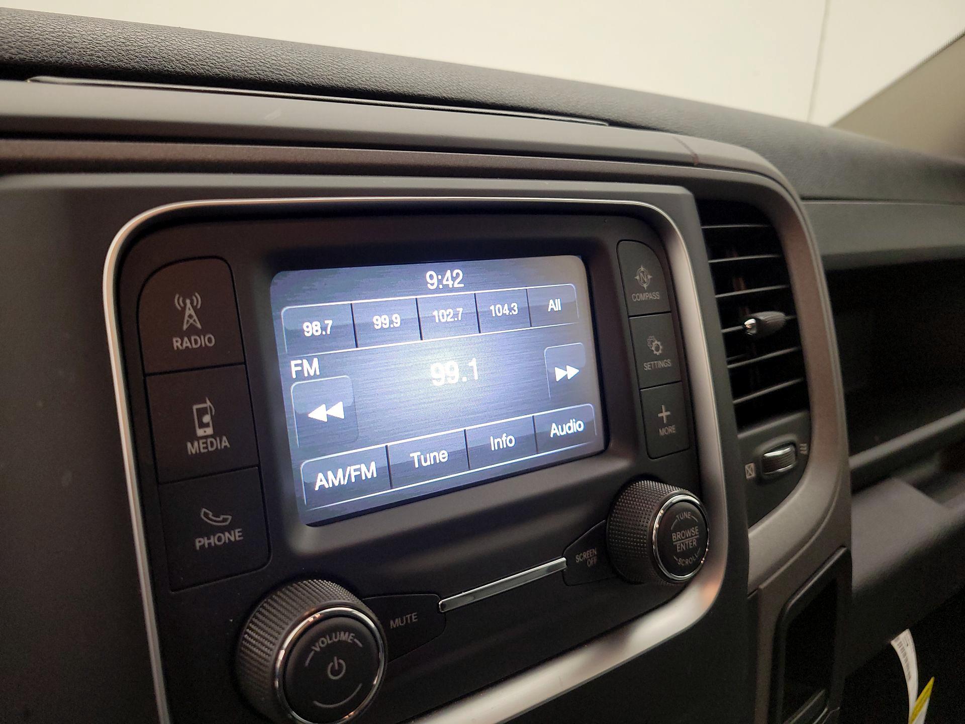 Thumbnail: 2023 RAM 1500 Classic - 15