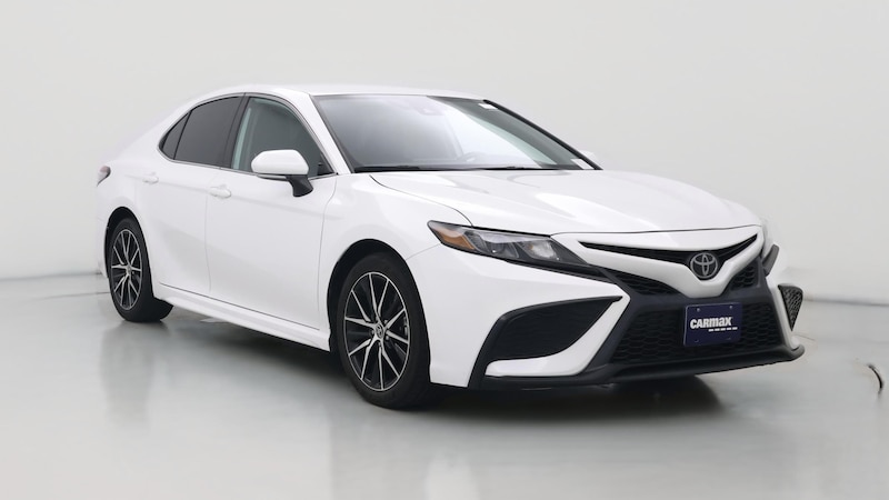 2023 Toyota Camry SE Hero Image