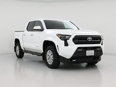 White 2025 Toyota Tacoma SR5