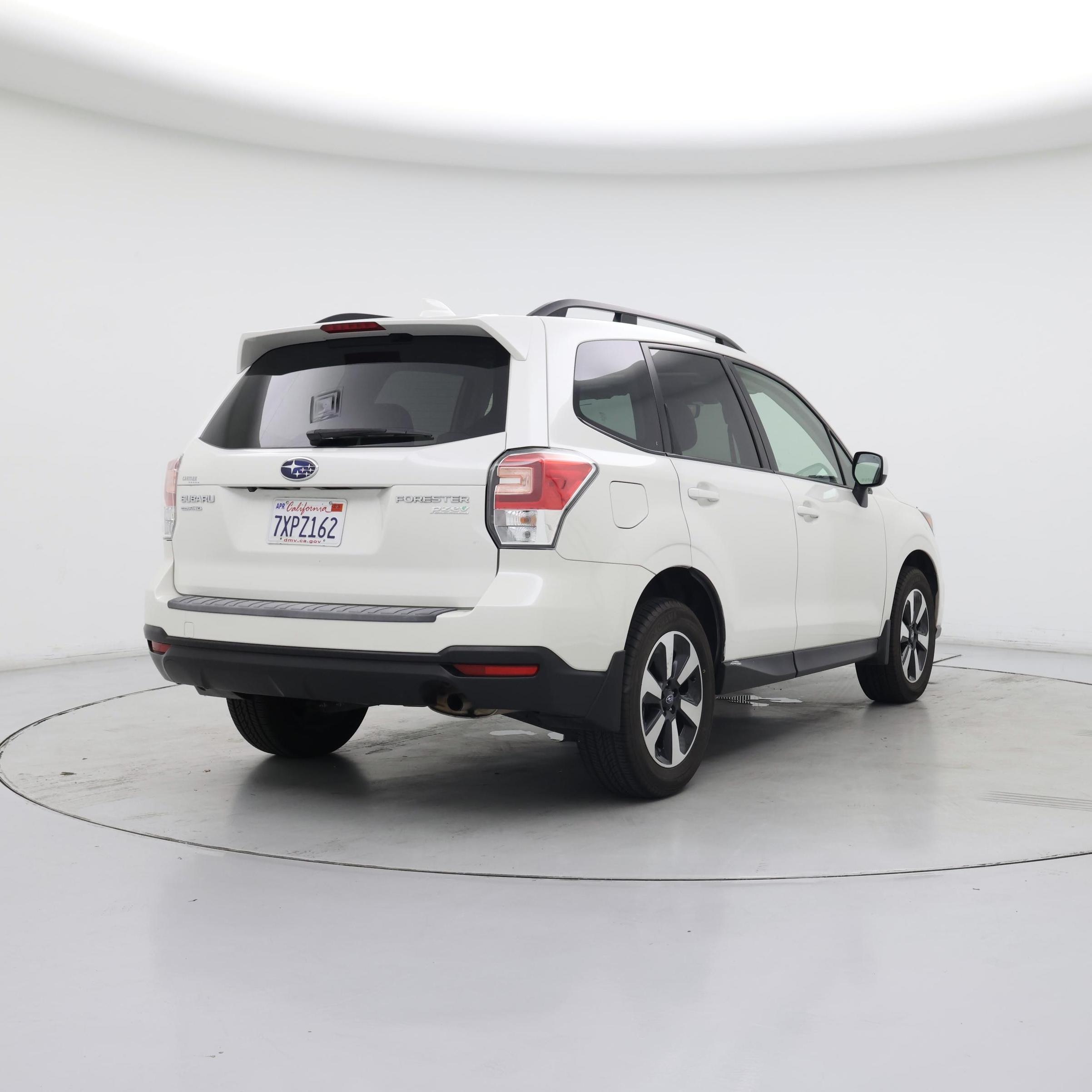 Thumbnail: 2017 Subaru Forester - 8