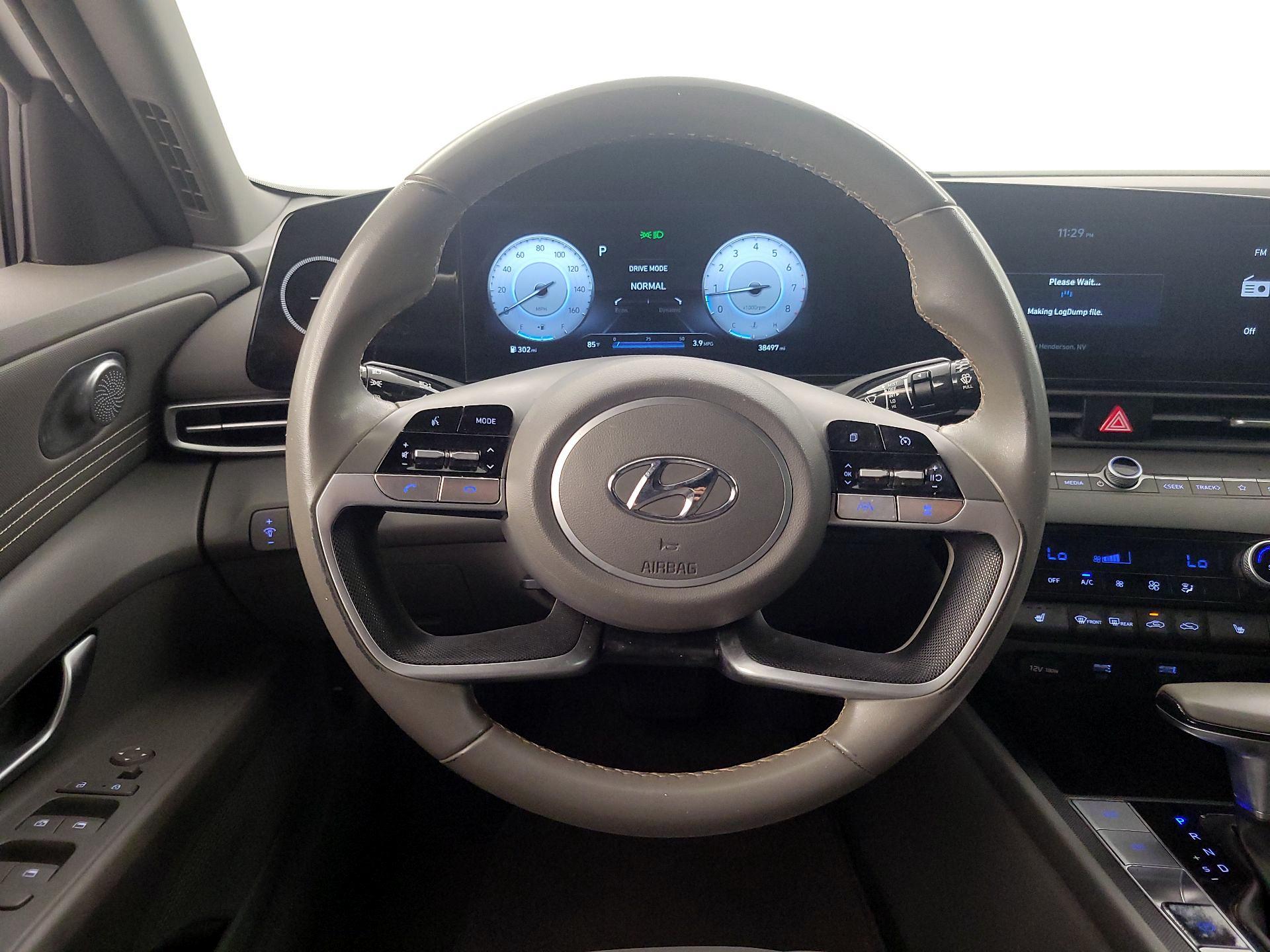 Thumbnail: 2023 Hyundai Elantra - 10