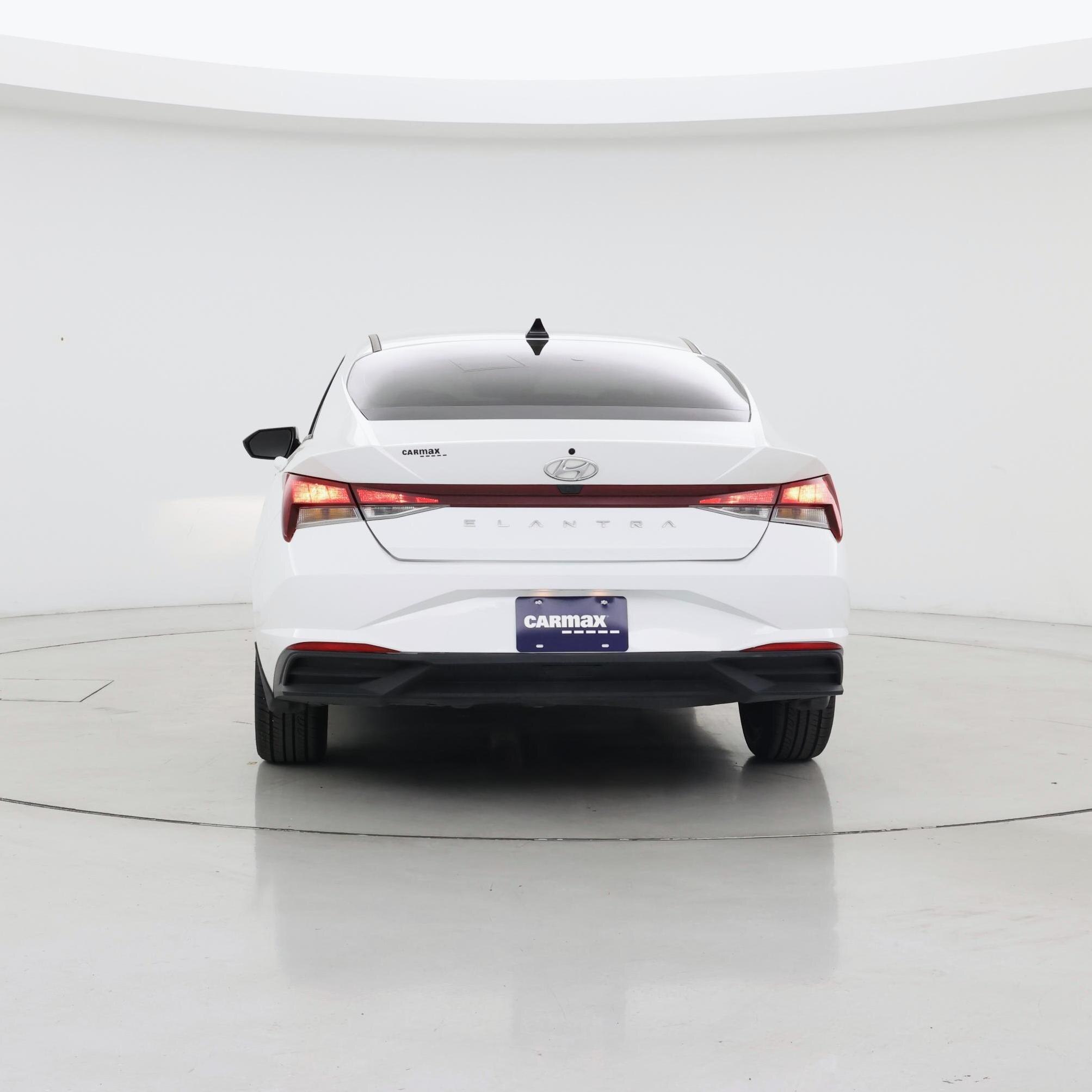 Thumbnail: 2023 Hyundai Elantra - 6