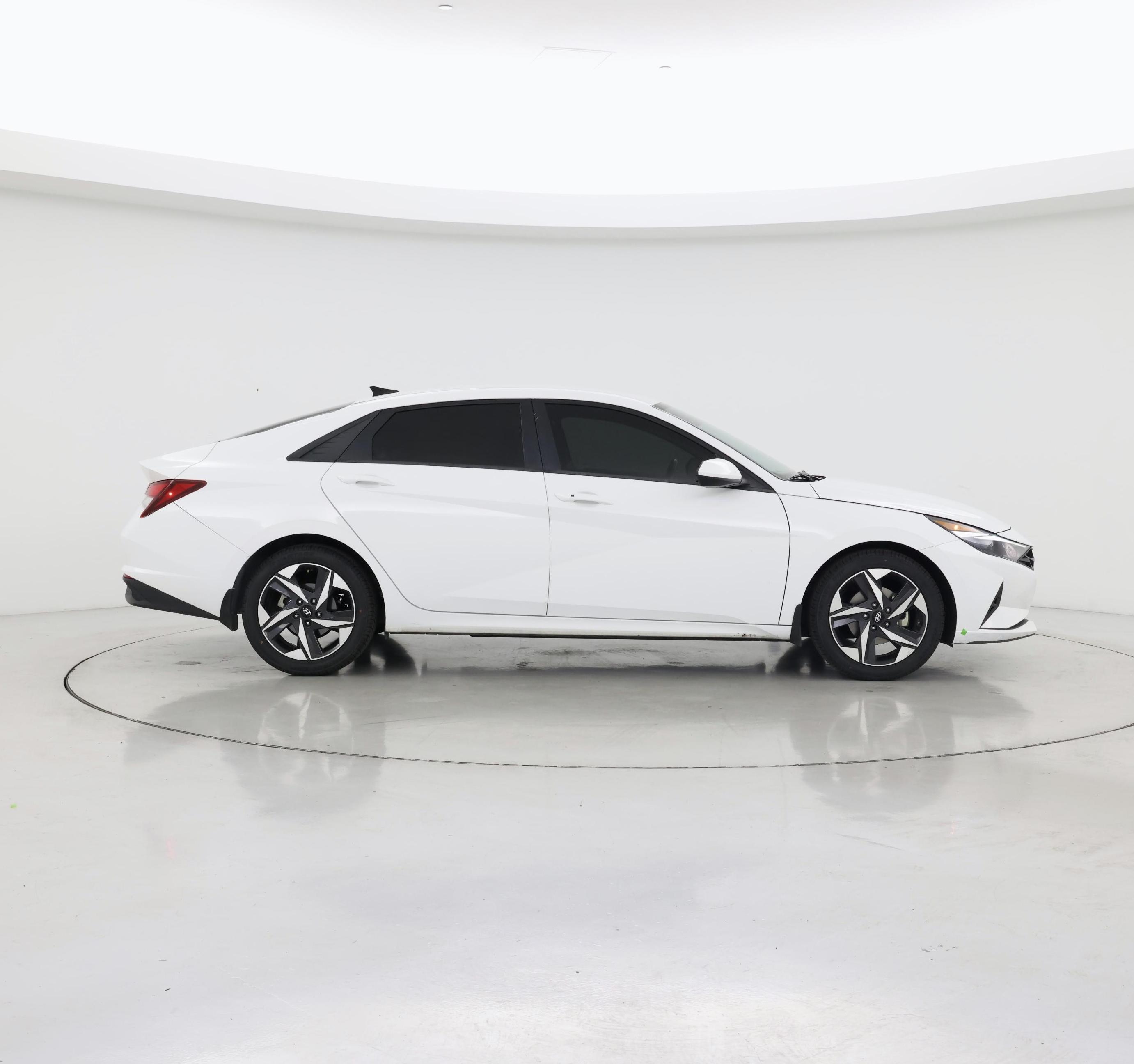 Thumbnail: 2023 Hyundai Elantra - 7